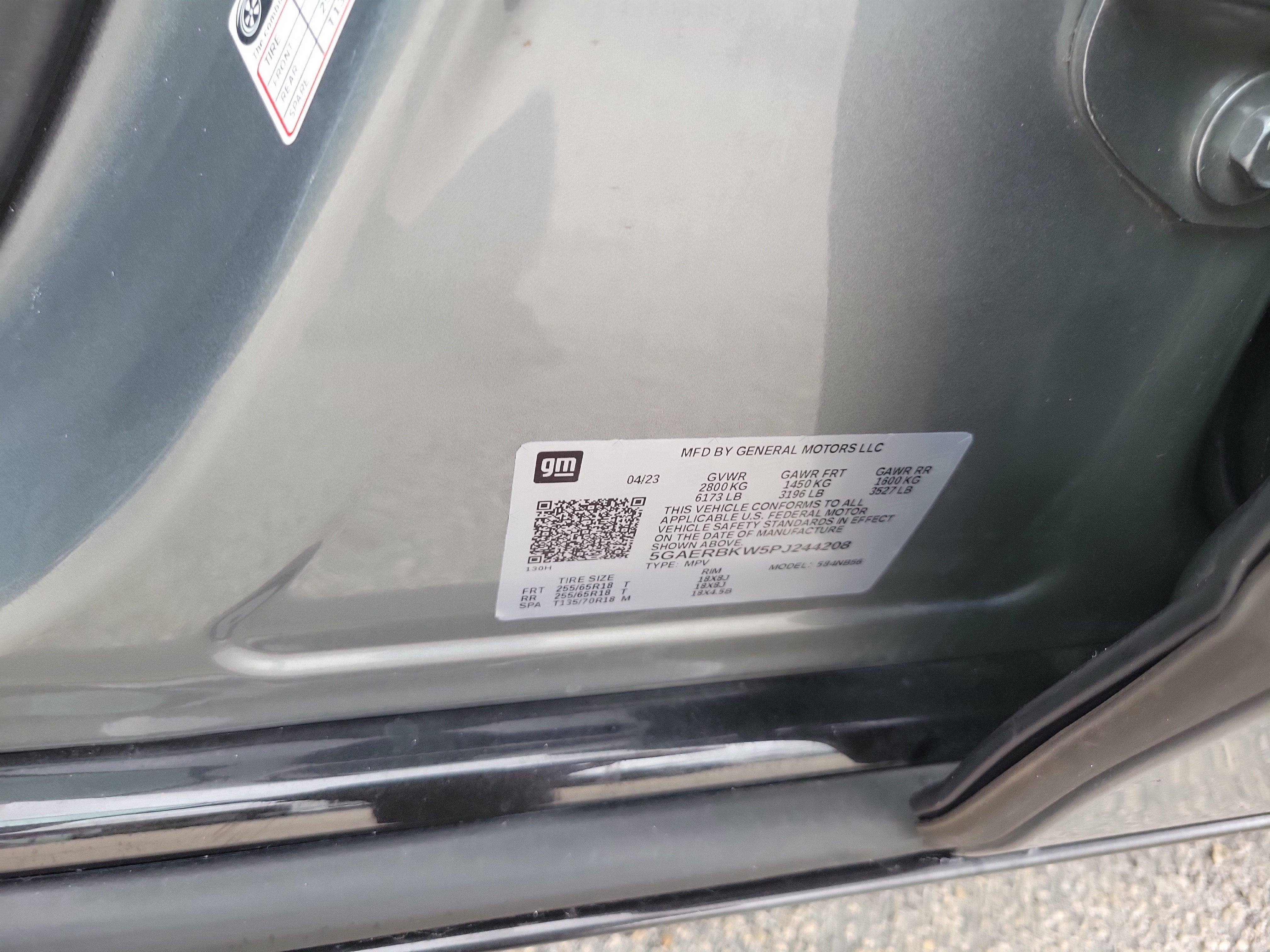 2023 Buick Enclave Essence