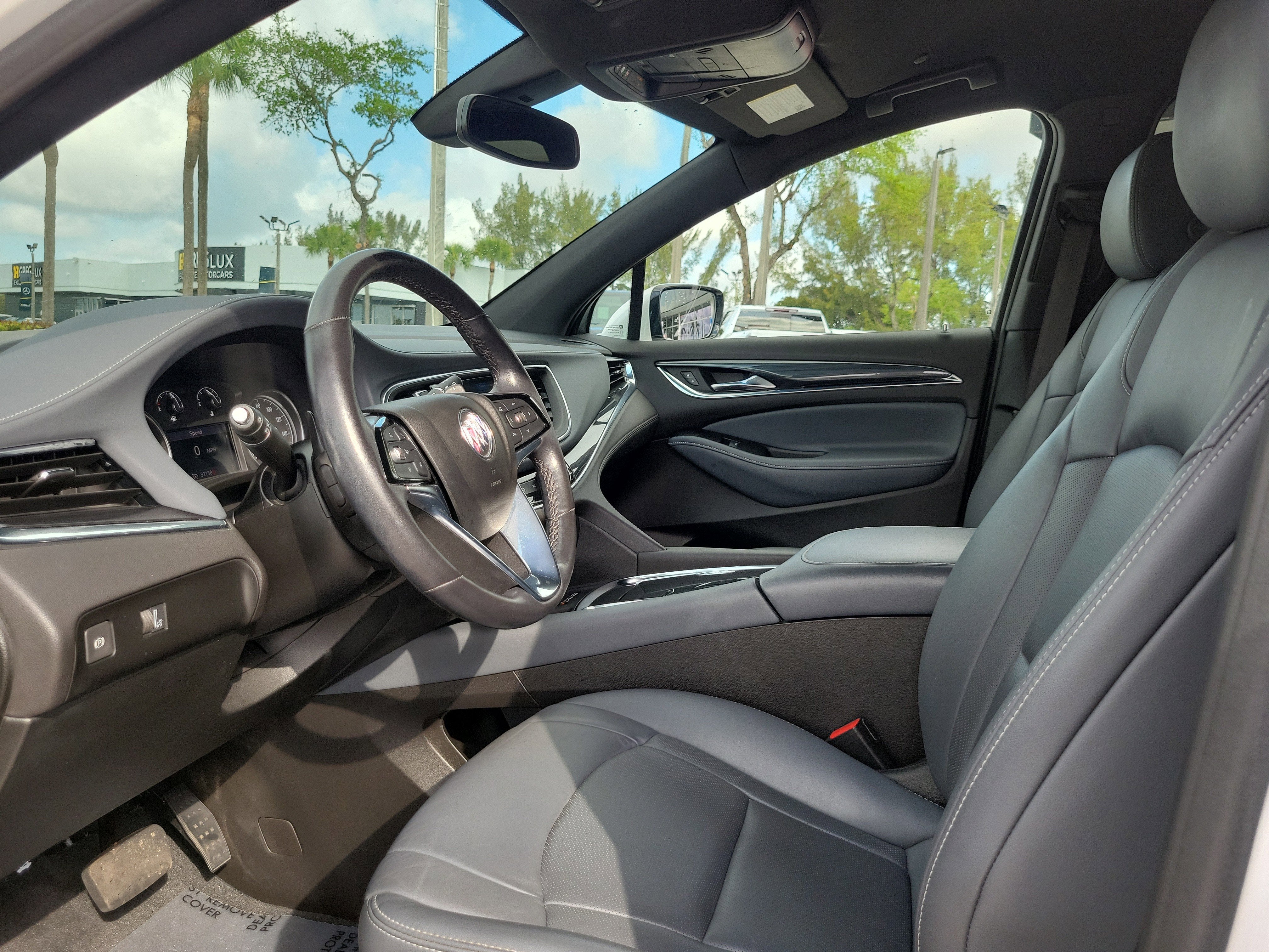 2023 Buick Enclave Essence