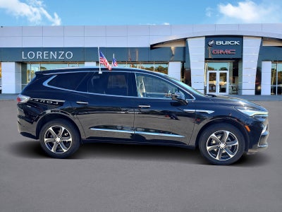 2022 Buick Enclave Essence