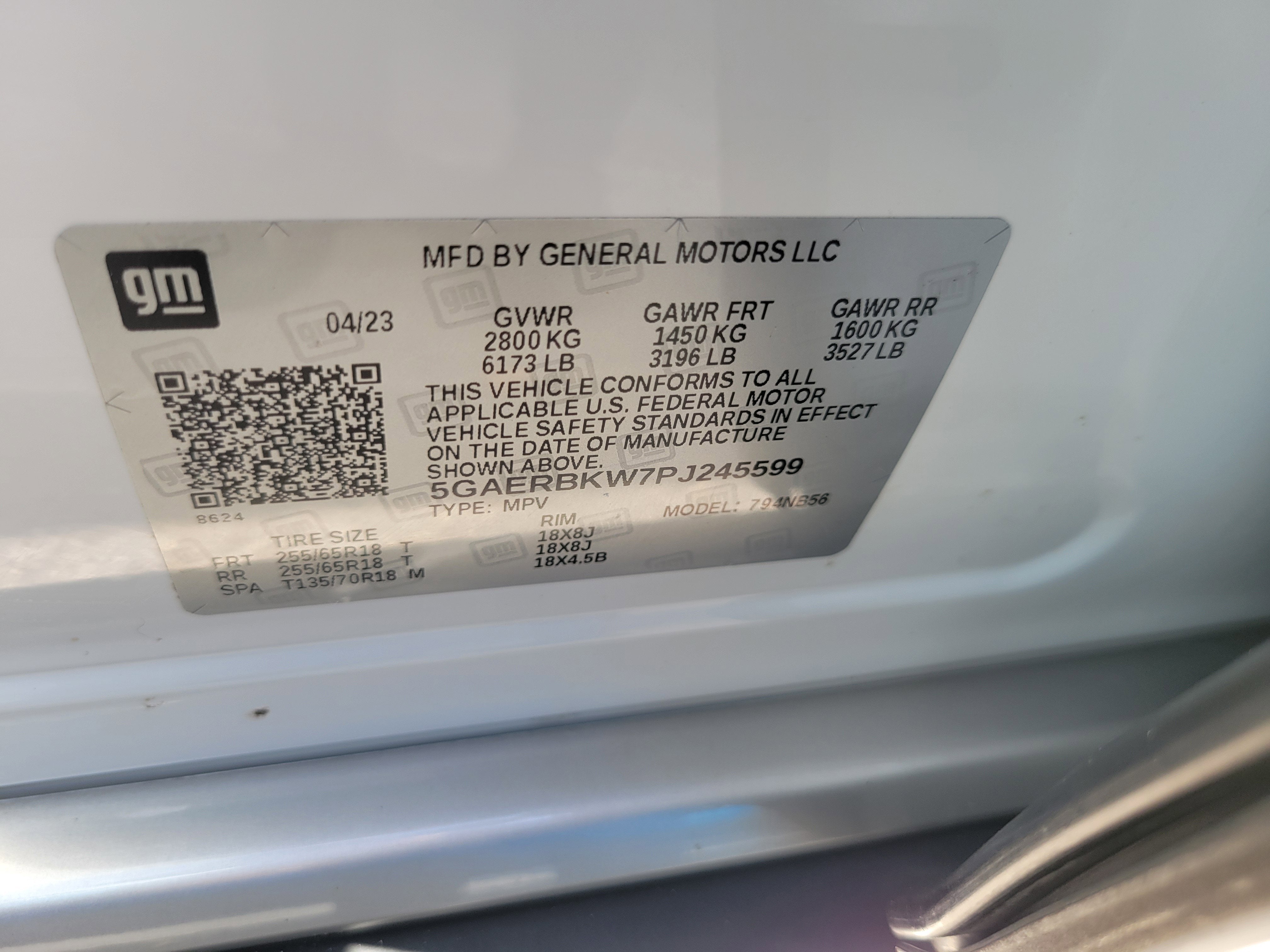 2023 Buick Enclave Essence