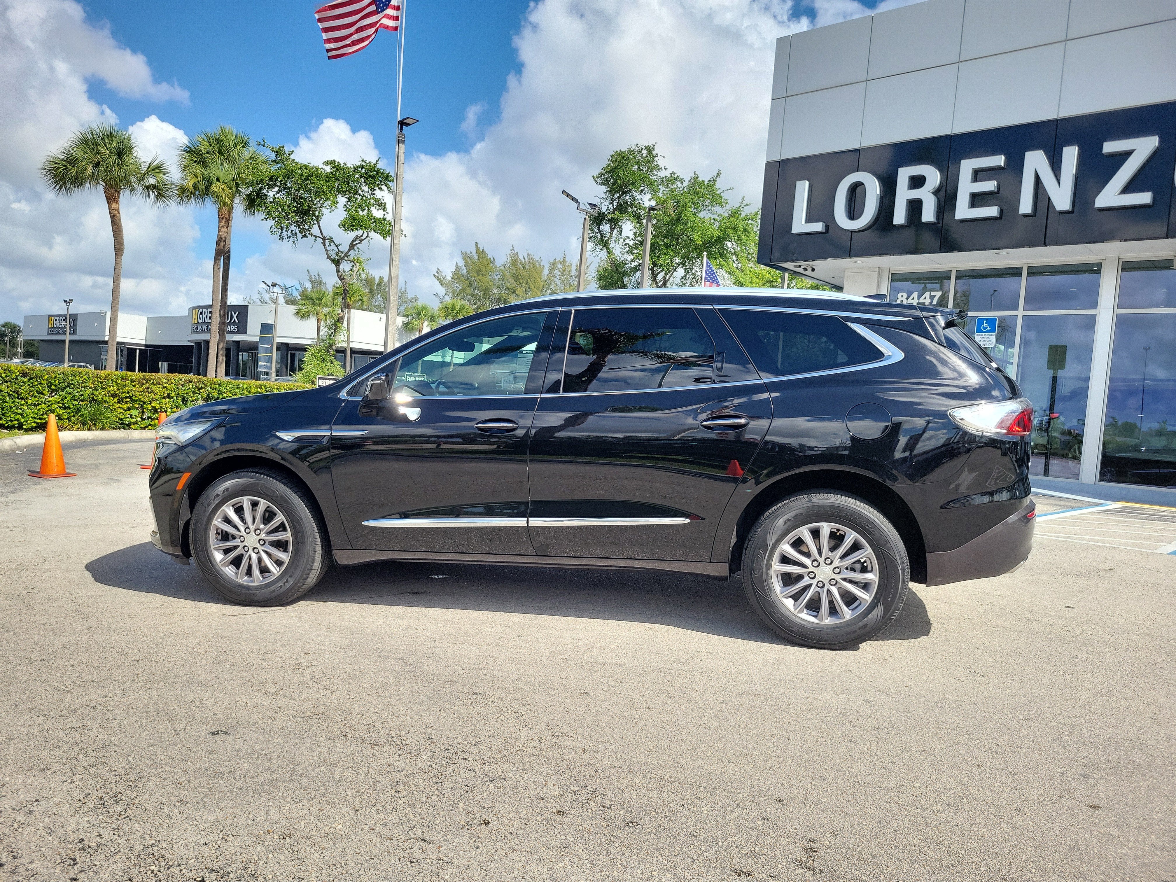 2022 Buick Enclave Essence