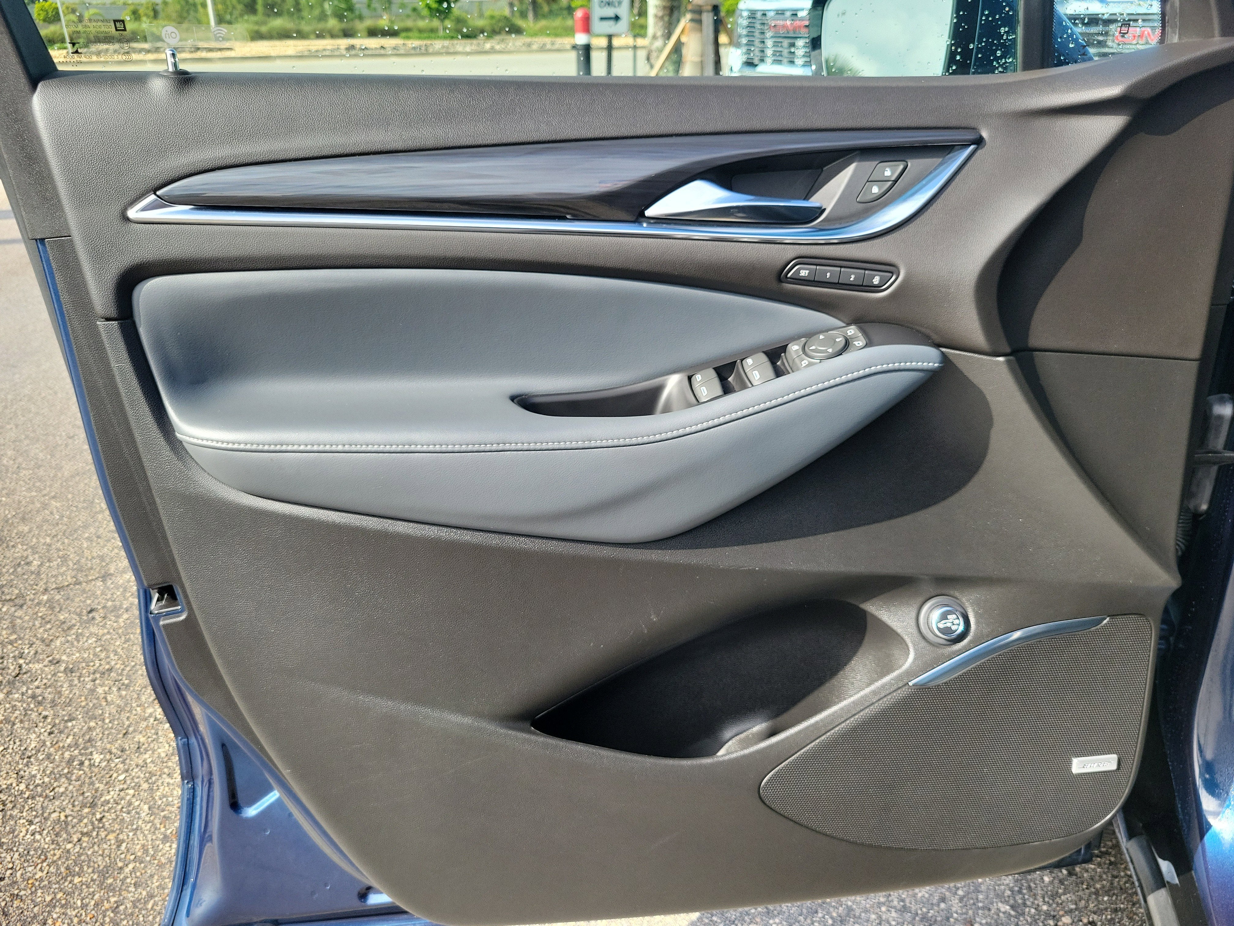 2023 Buick Enclave Premium