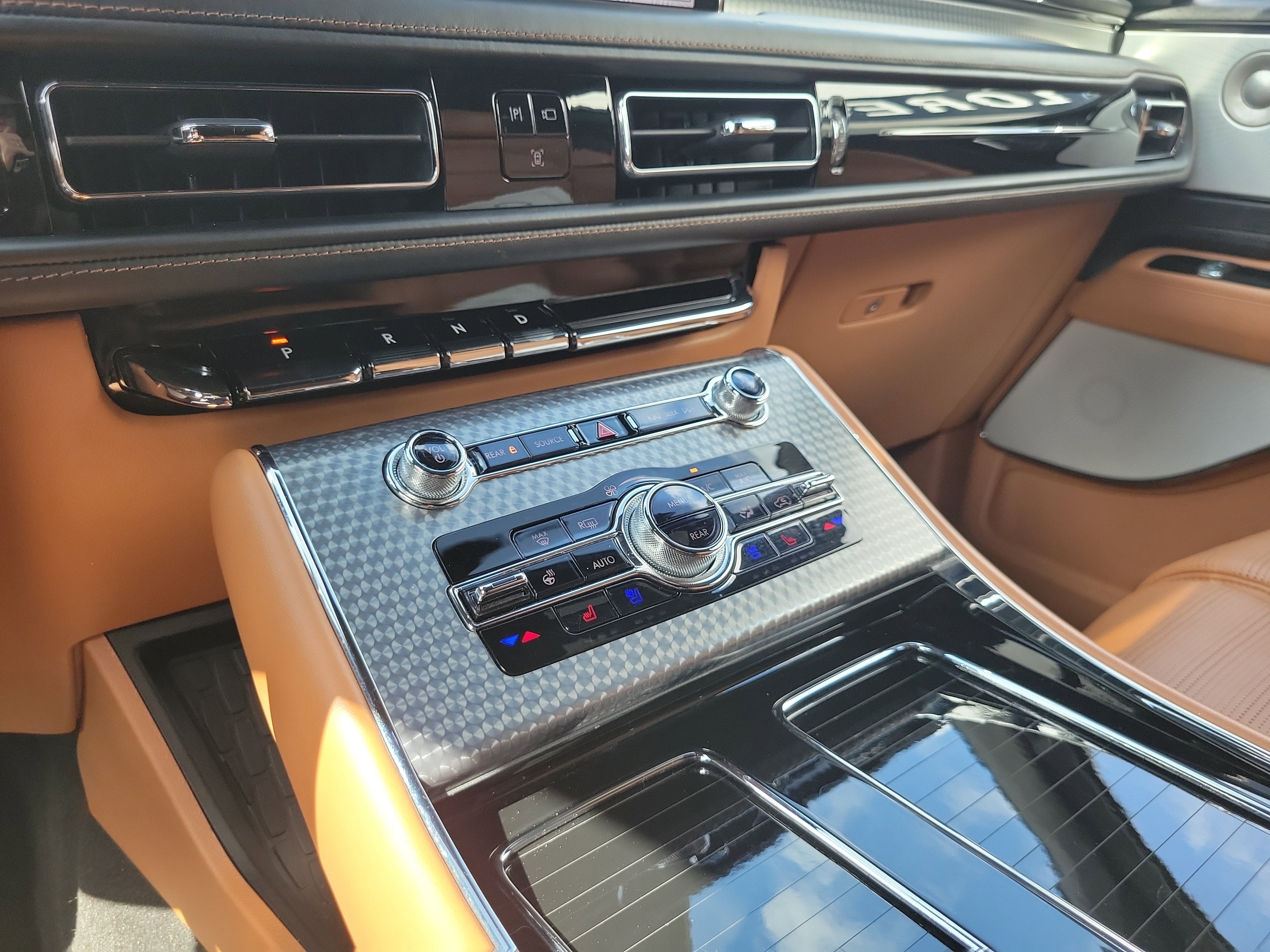 2024 Lincoln Aviator Black Label