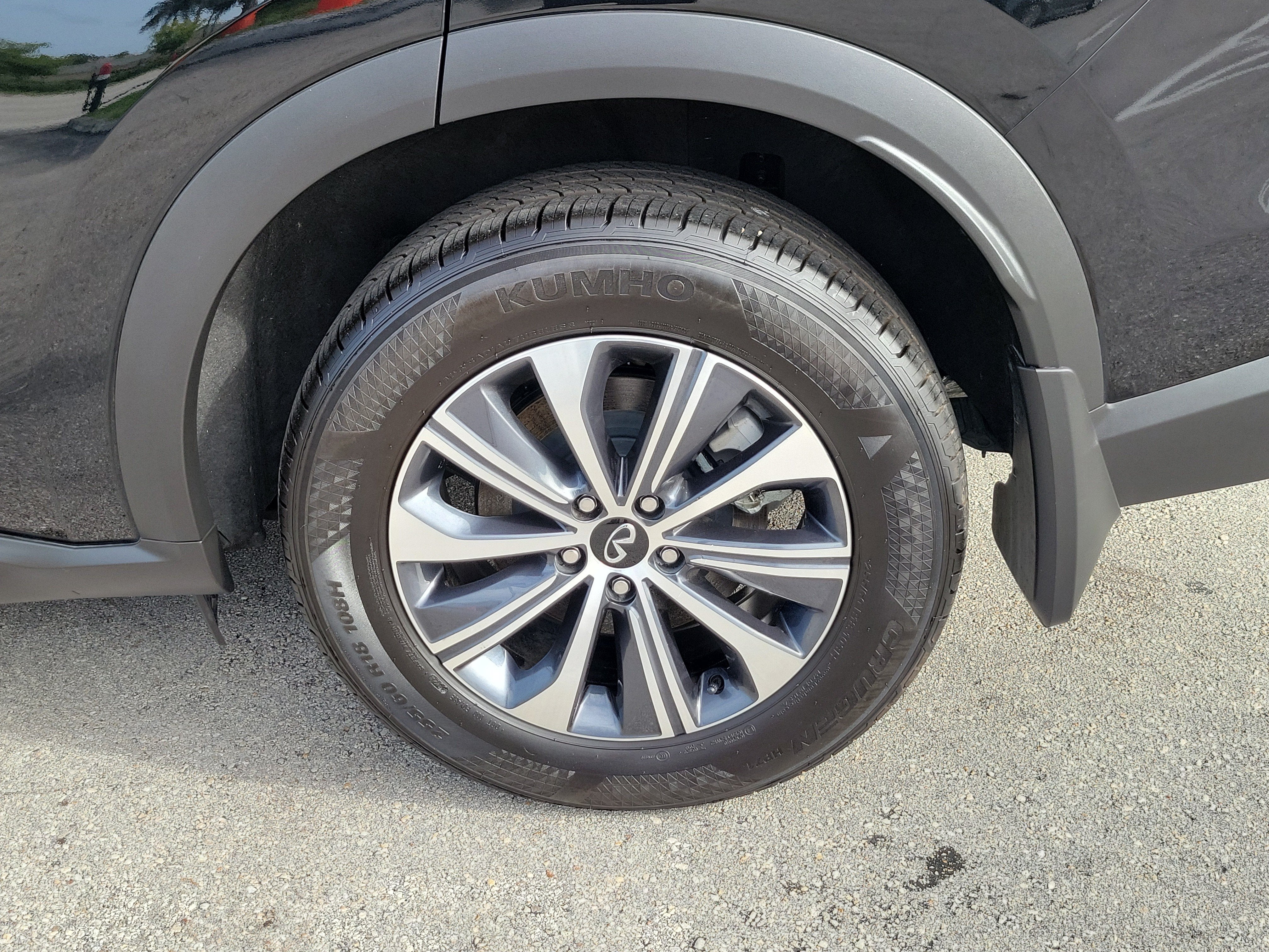 2025 INFINITI QX60 PURE