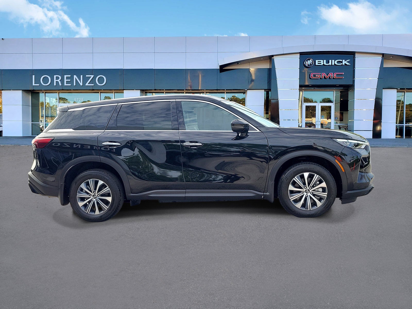 2025 INFINITI QX60 PURE