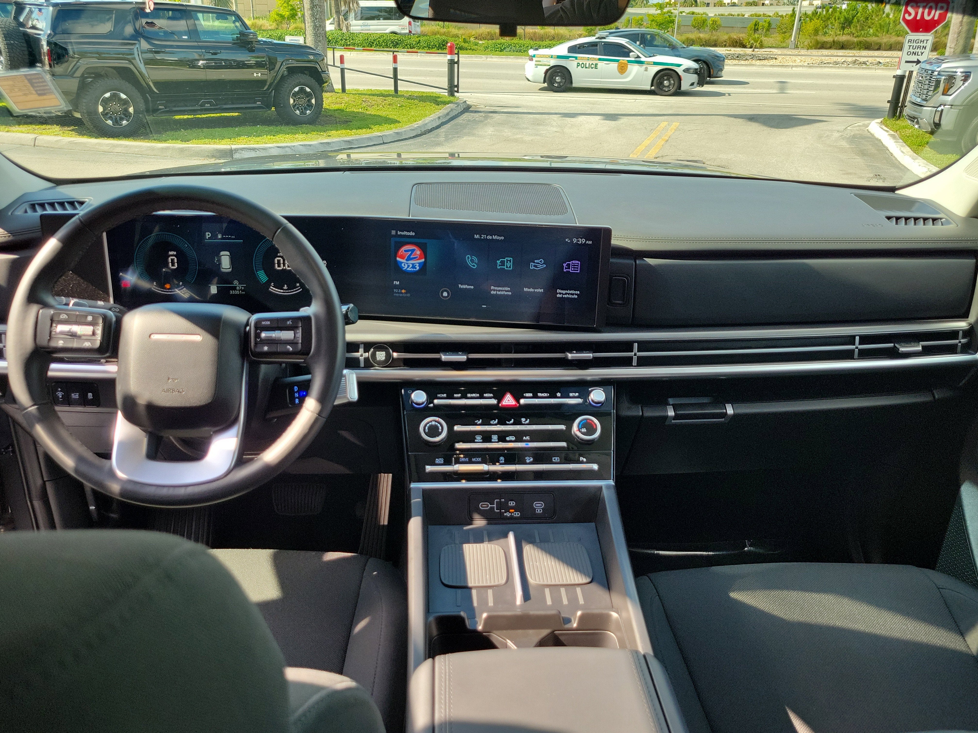 2025 Hyundai Santa Fe SE