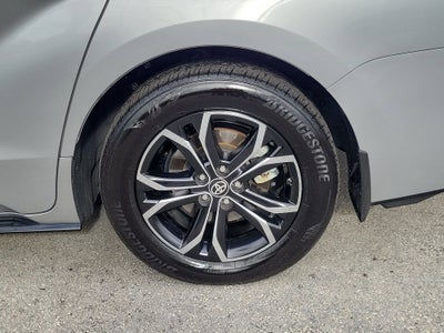 2025 Toyota Sienna Platinum