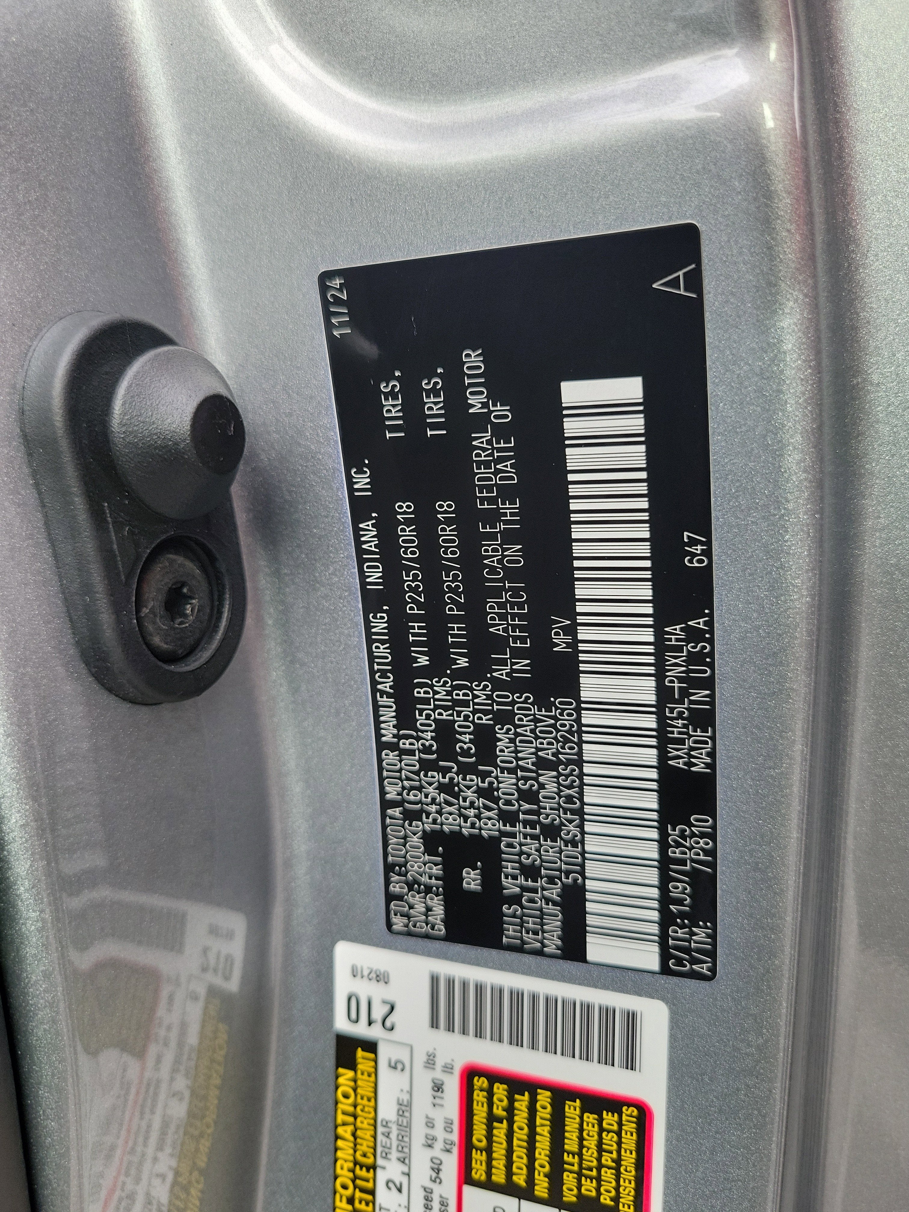 2025 Toyota Sienna Platinum