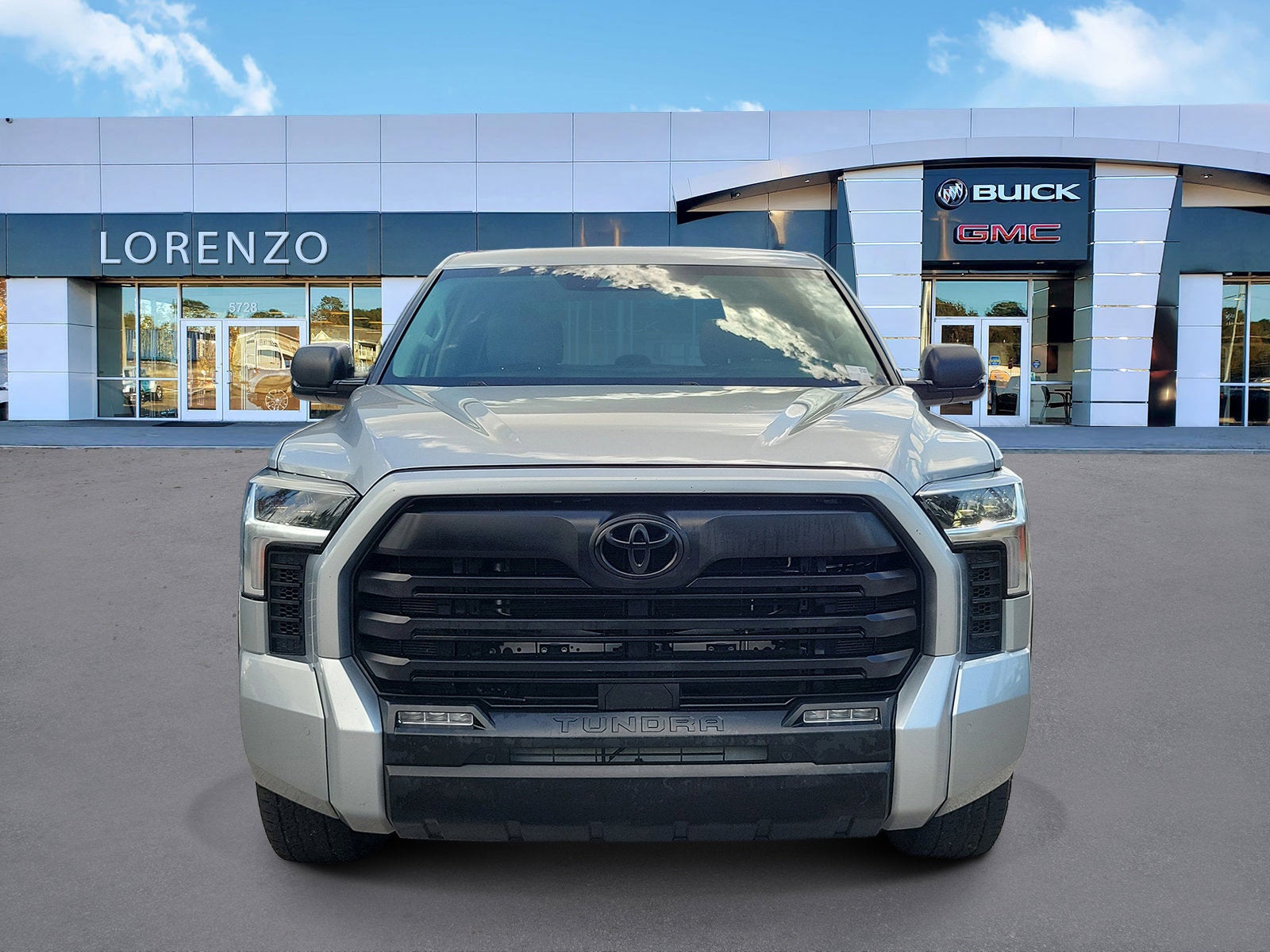 2022 Toyota Tundra 2WD SR5