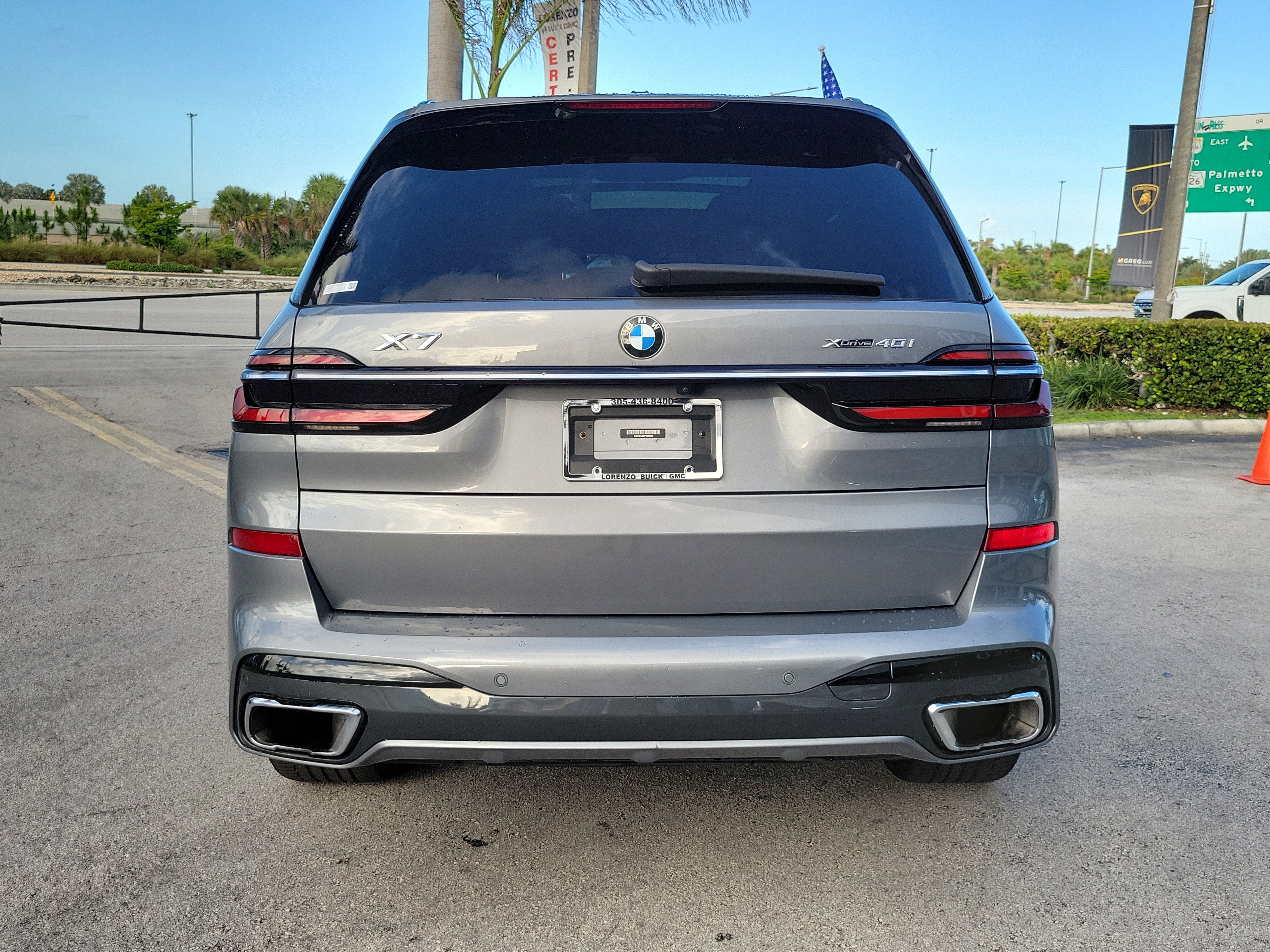 2023 BMW X7 xDrive40i