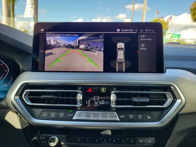 2025 BMW X4 xDrive30i