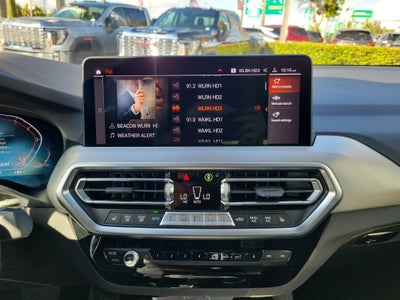 2025 BMW X4 xDrive30i