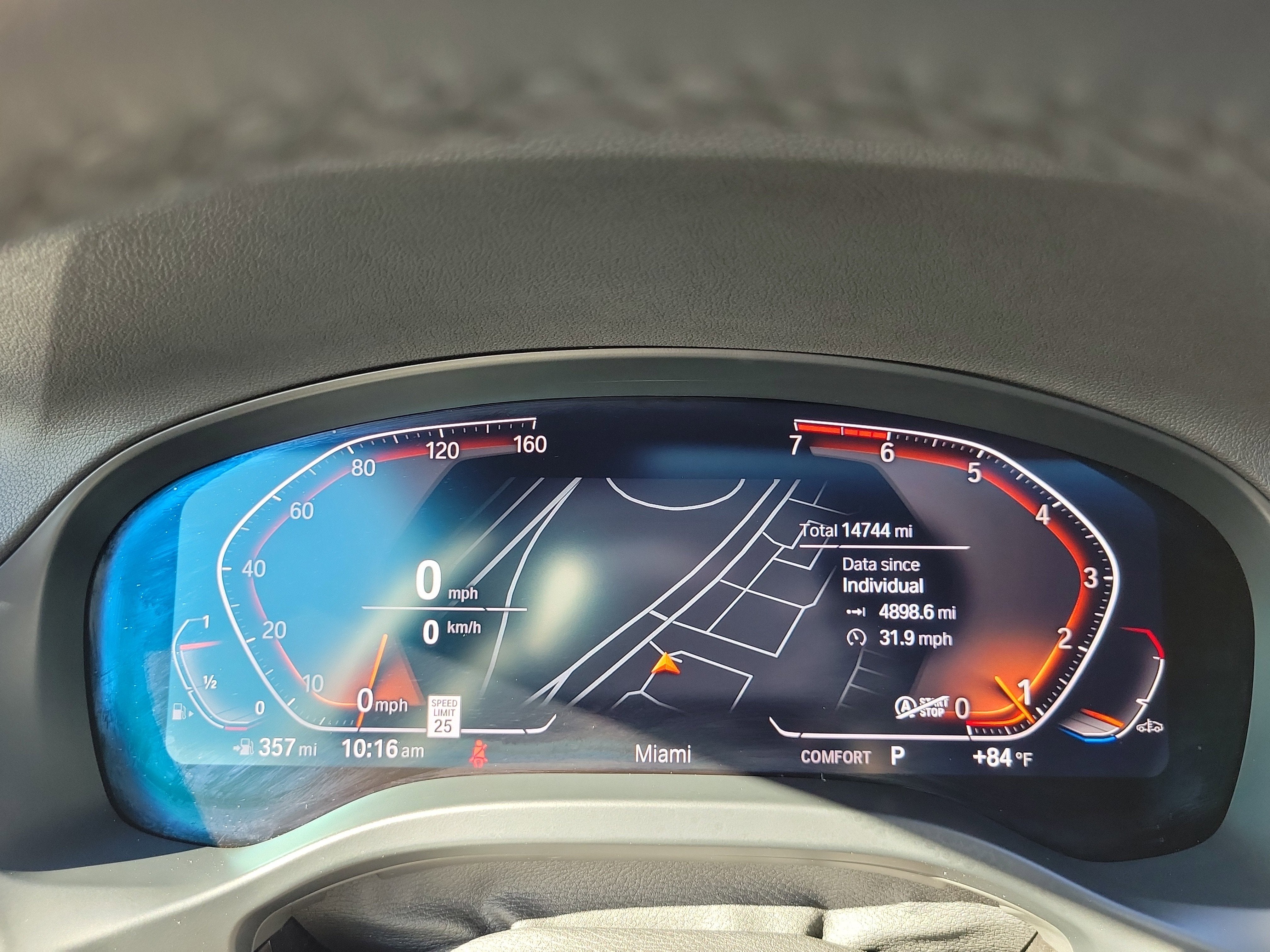 2025 BMW X4 xDrive30i