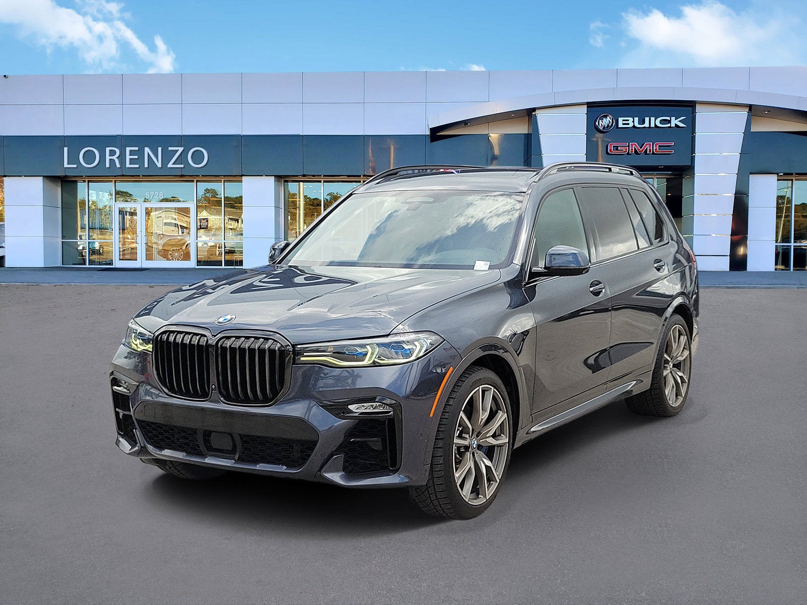 2022 BMW X7 M50i