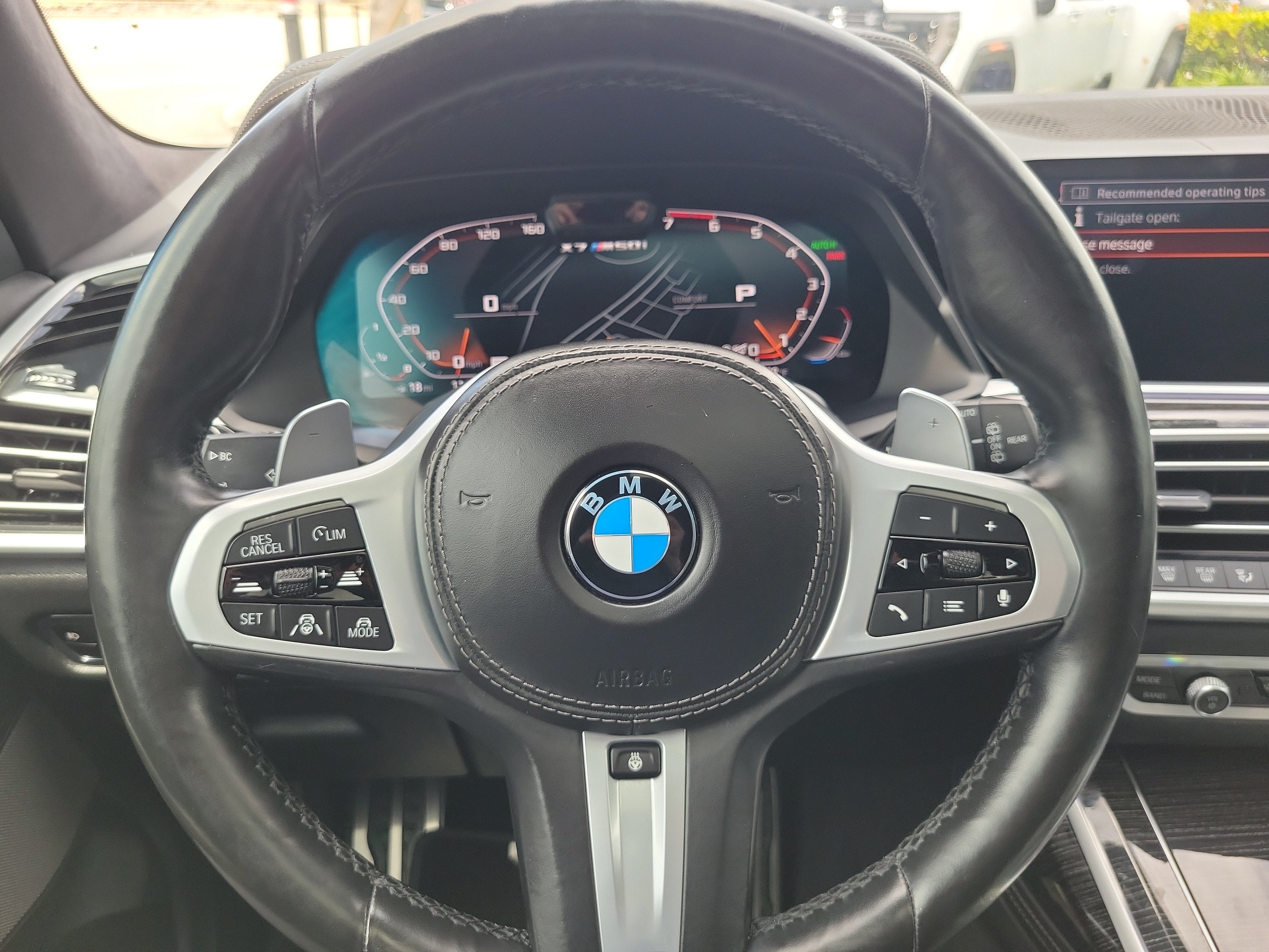 2022 BMW X7 M50i