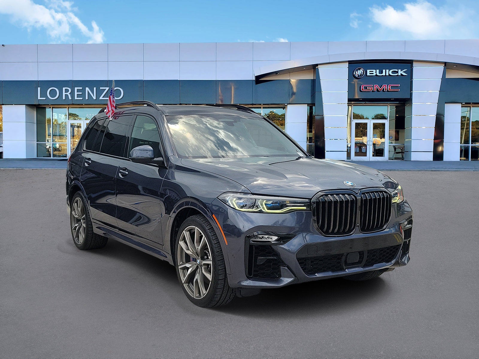2022 BMW X7 M50i