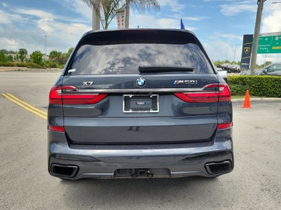 2022 BMW X7 M50i
