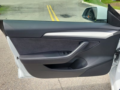 2023 Tesla Model 3 Performance