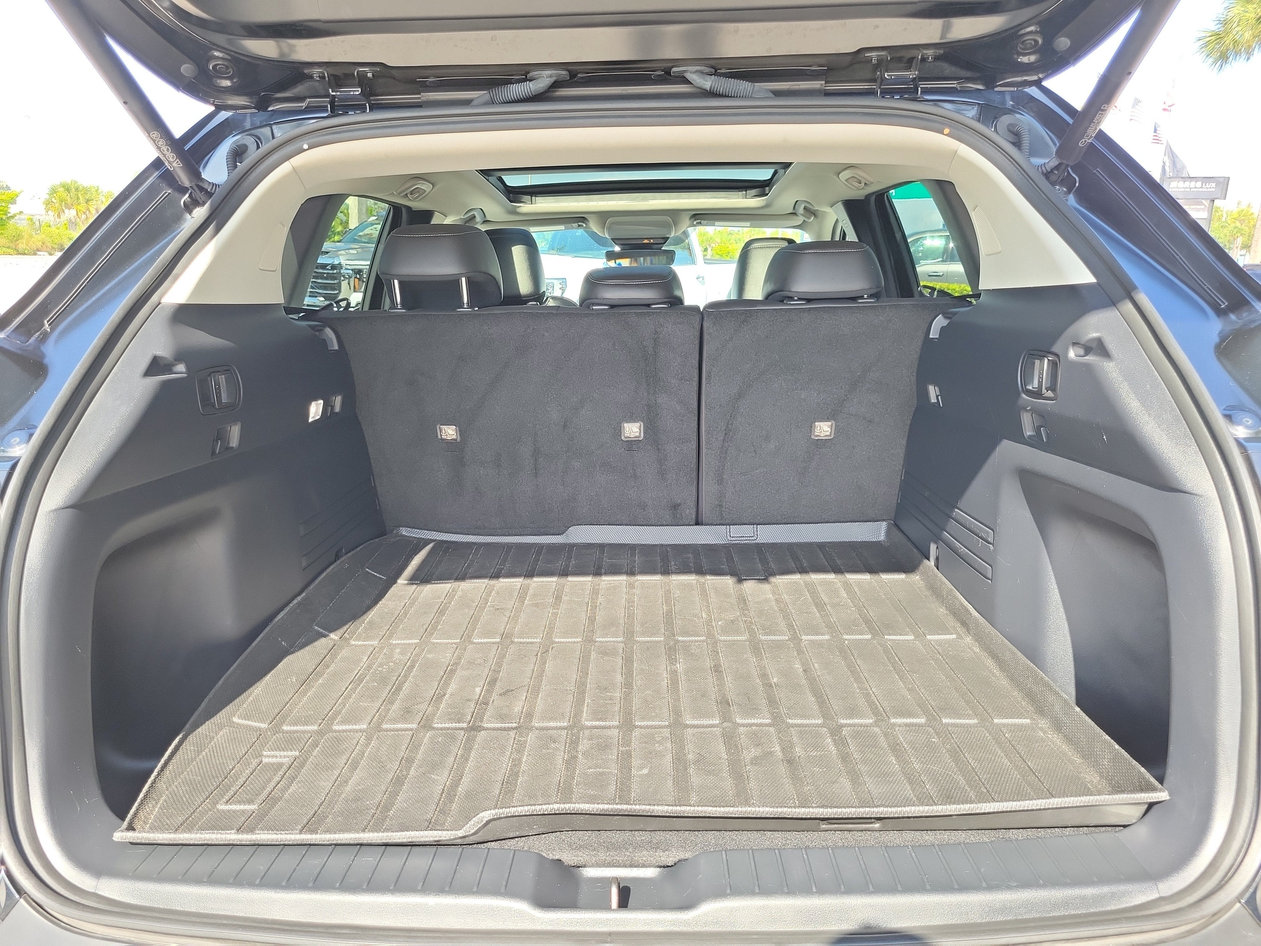 2024 Mazda Mazda CX-50 2.5 S Premium Package