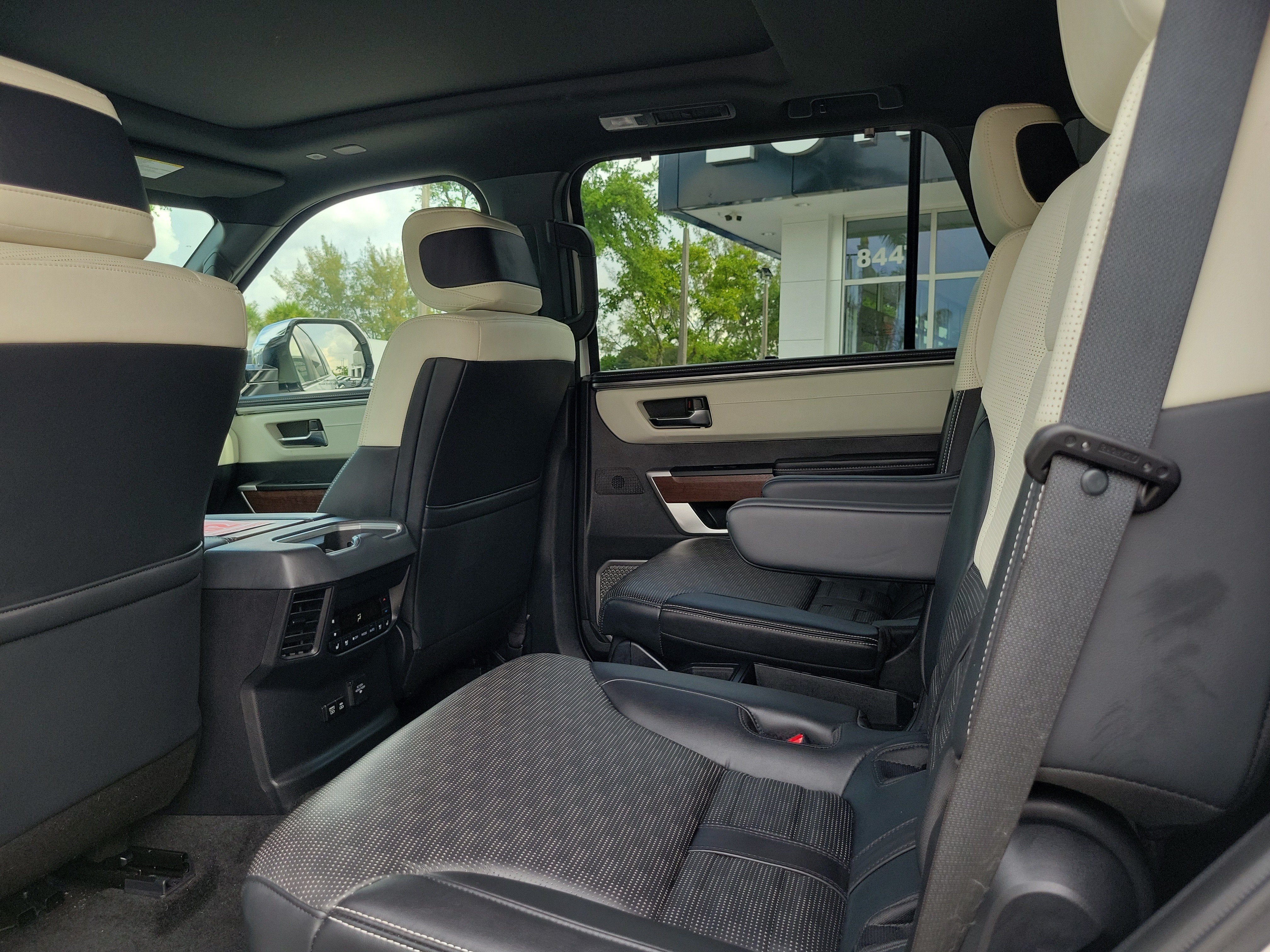 2025 Toyota Sequoia SR5