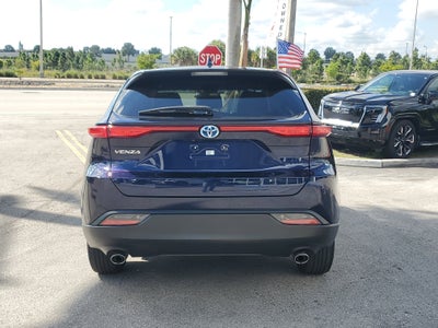2024 Toyota Venza LE