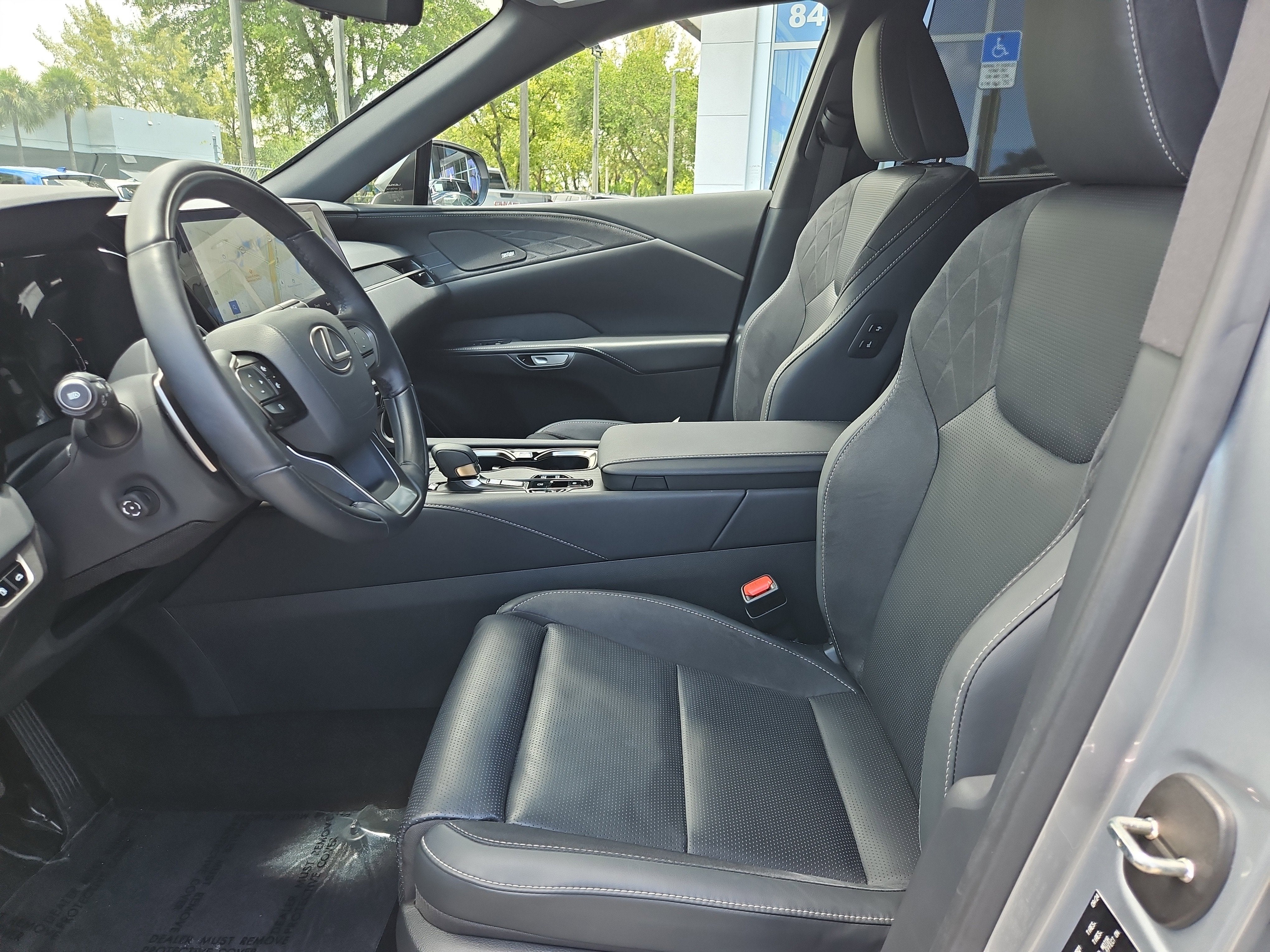 2024 Lexus RX RX 450h+ Luxury