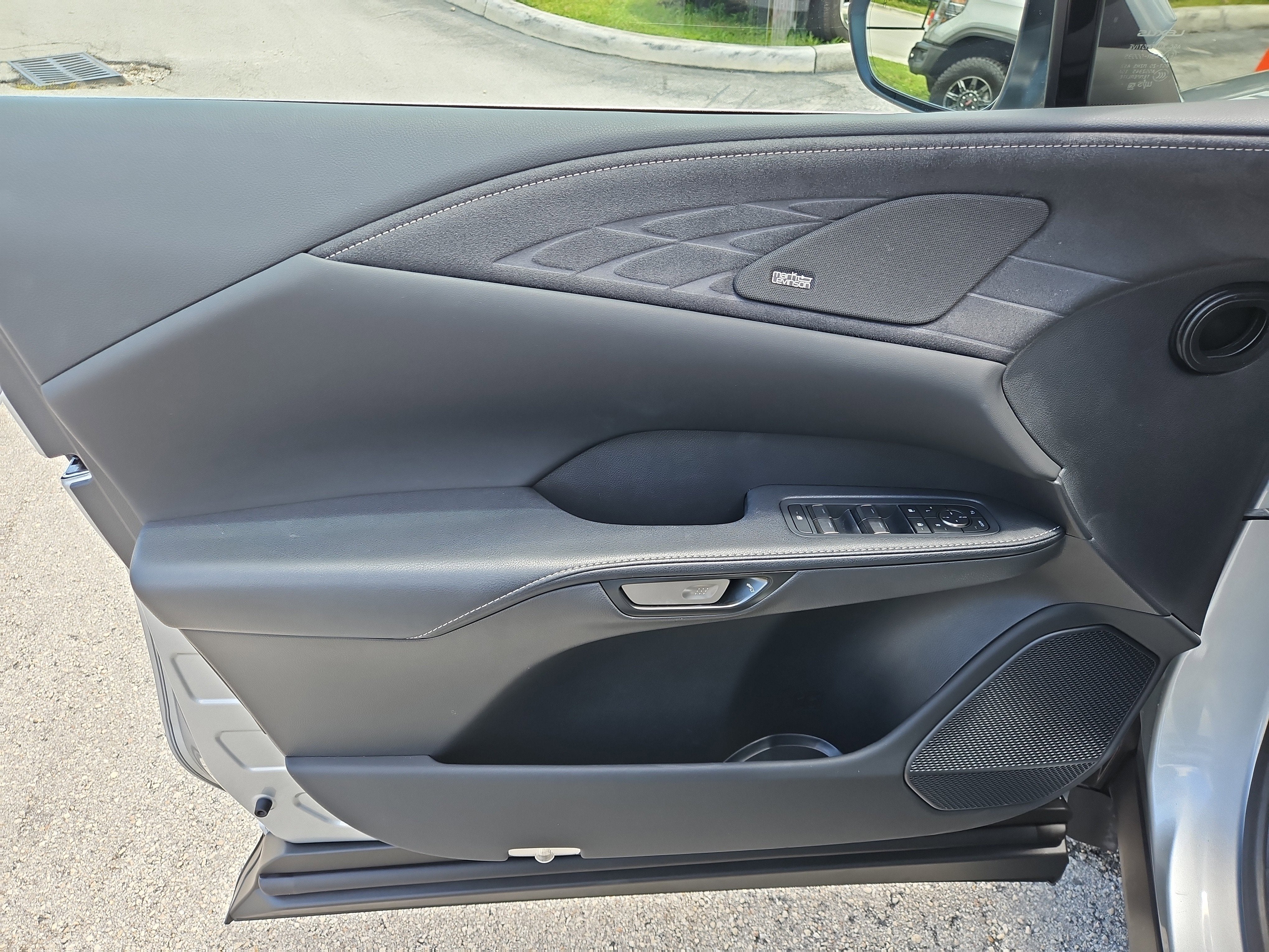 2024 Lexus RX RX 450h+ Luxury