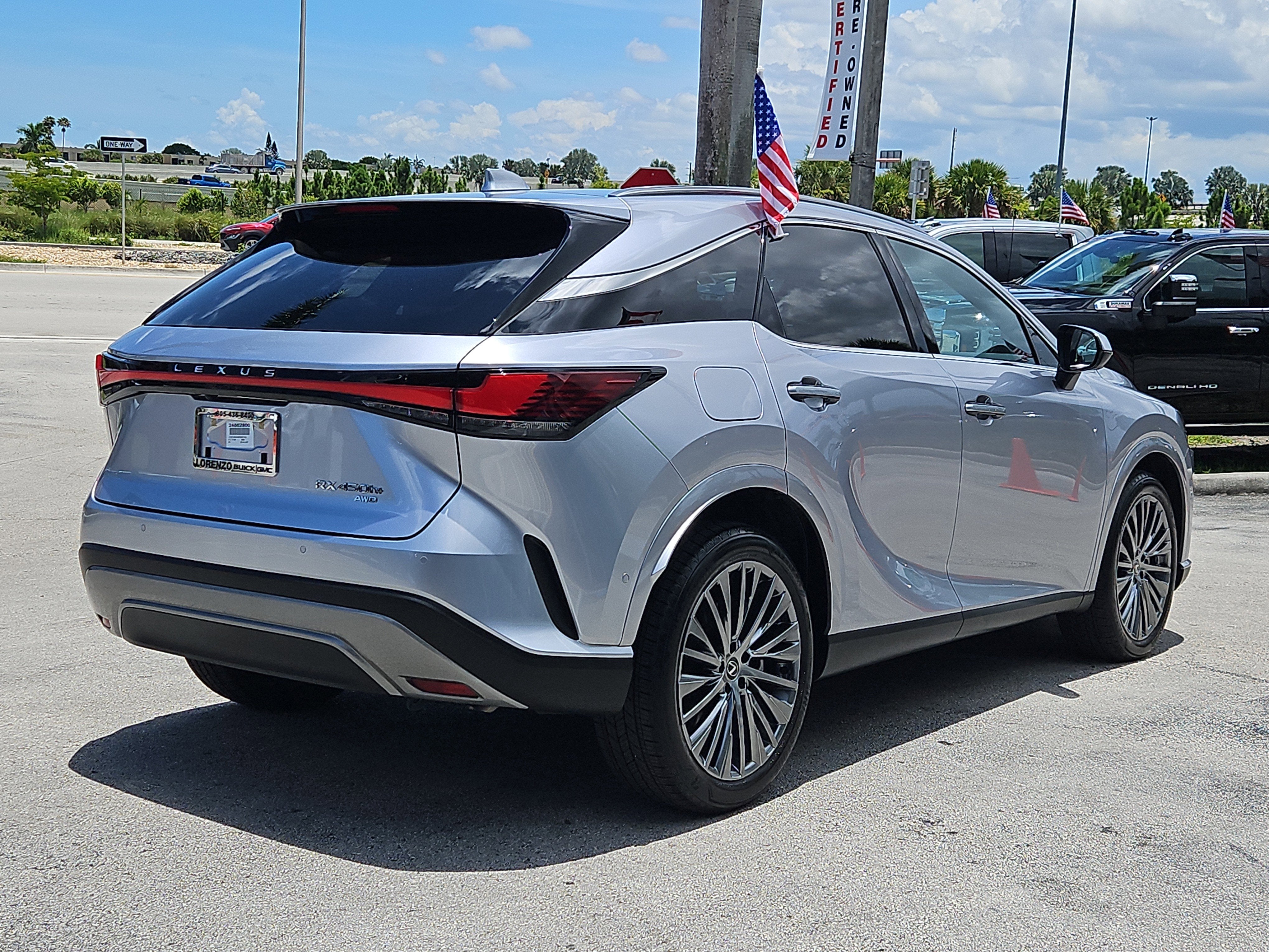 2024 Lexus RX RX 450h+ Luxury