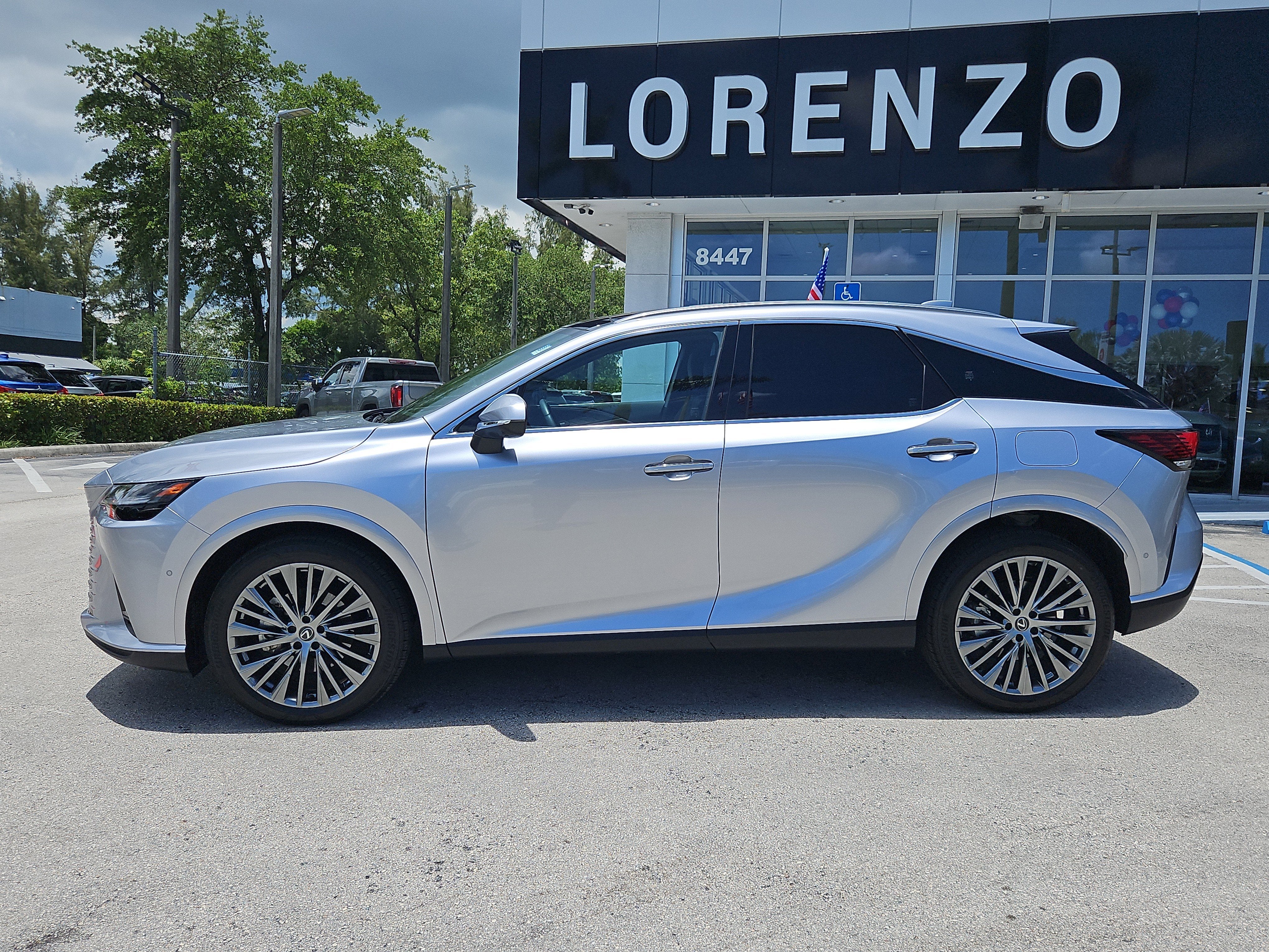 2024 Lexus RX RX 450h+ Luxury