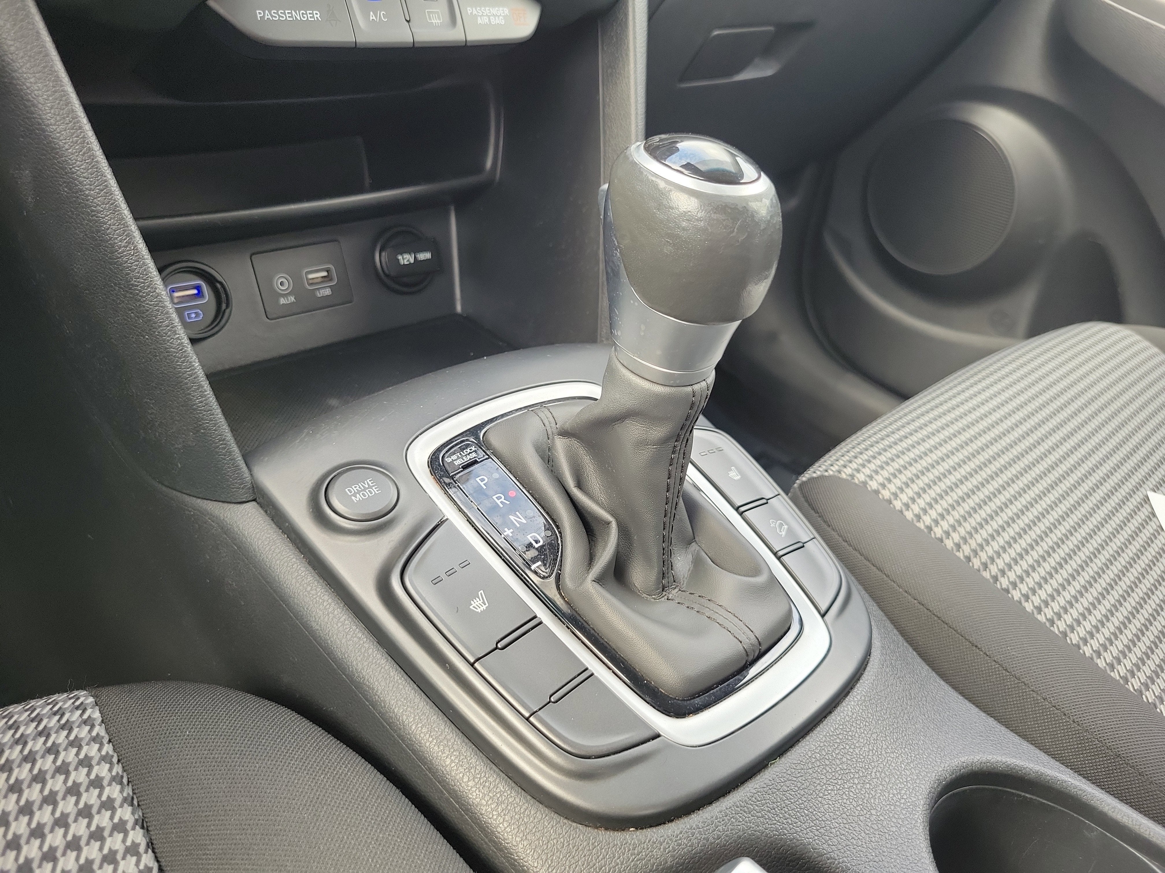 2020 Hyundai Kona SEL