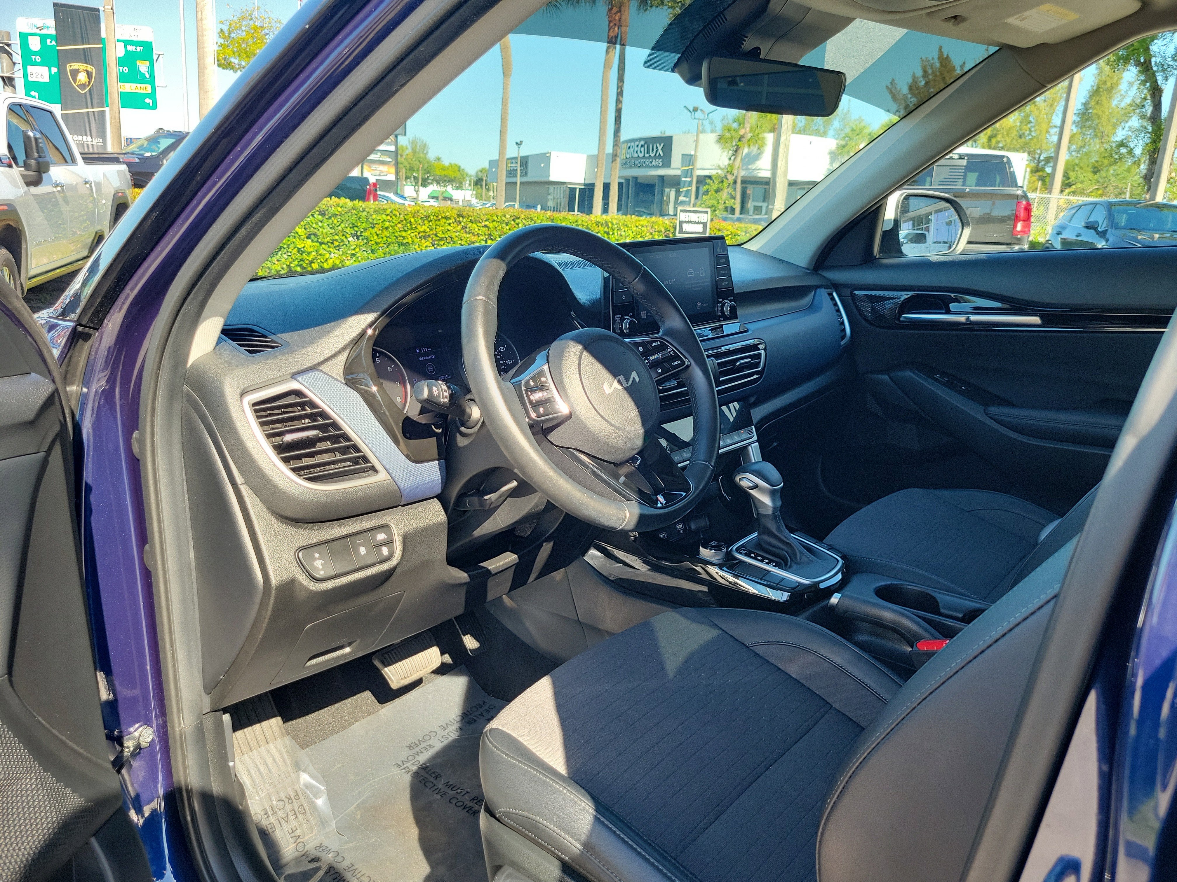 2023 Kia Seltos S