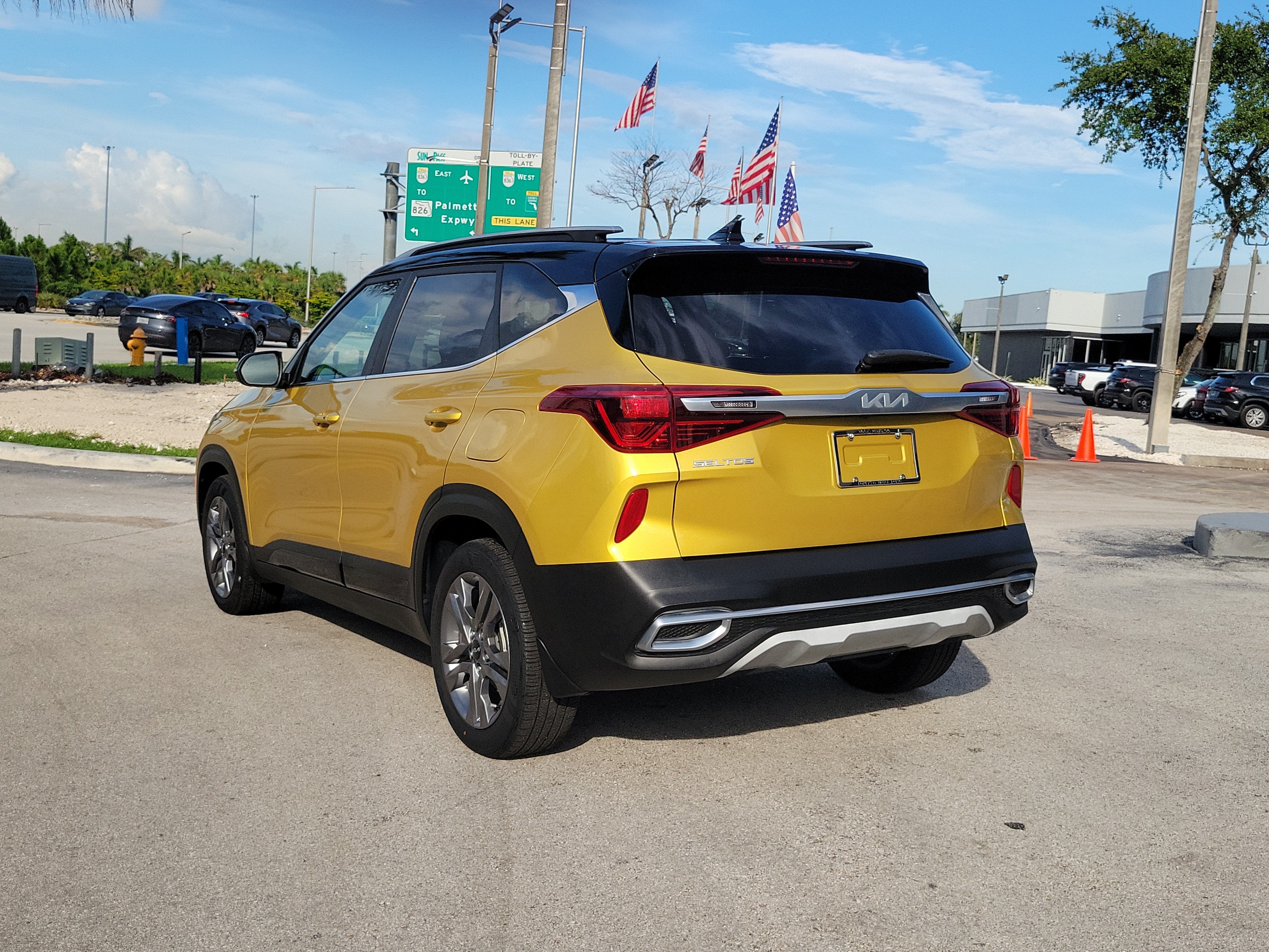 2023 Kia Seltos S