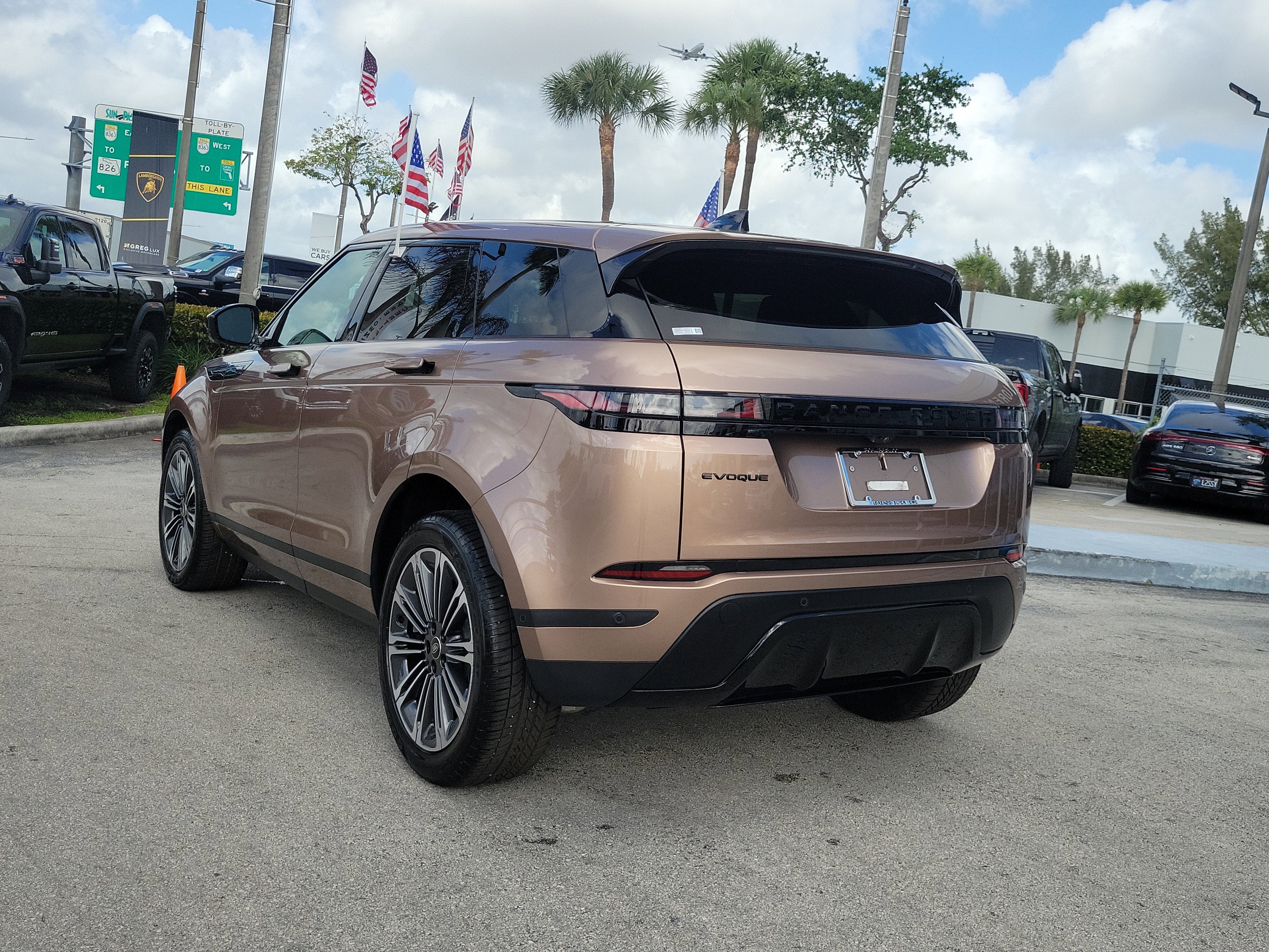 2026 Land Rover Range Rover Evoque Core S