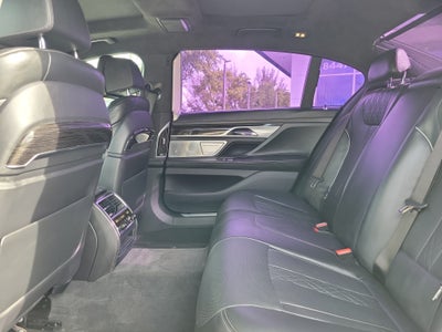 2017 BMW 7 Series 750i