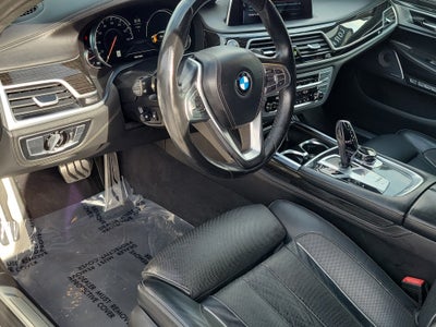 2017 BMW 7 Series 750i