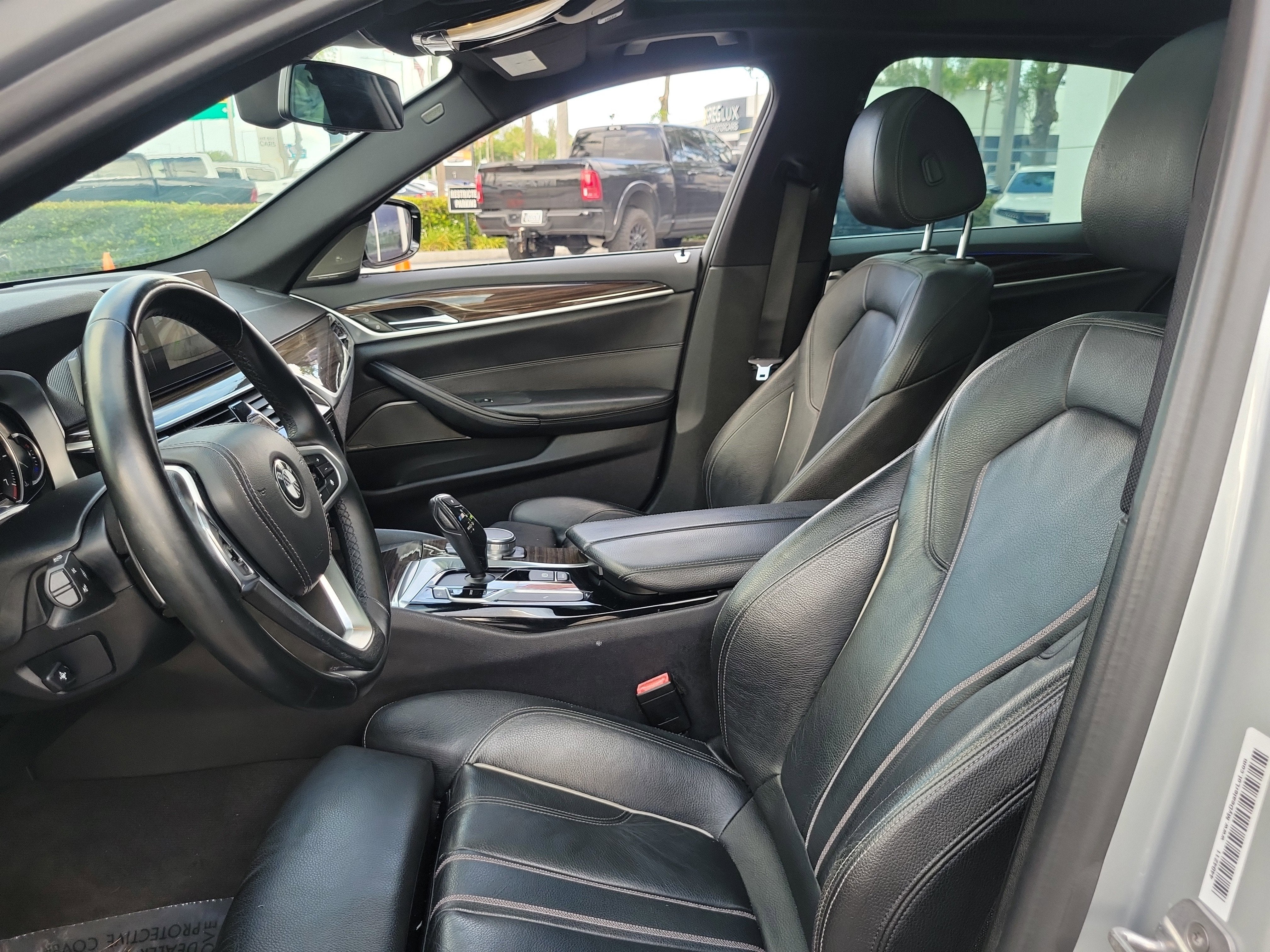 2017 BMW 5 Series 540i