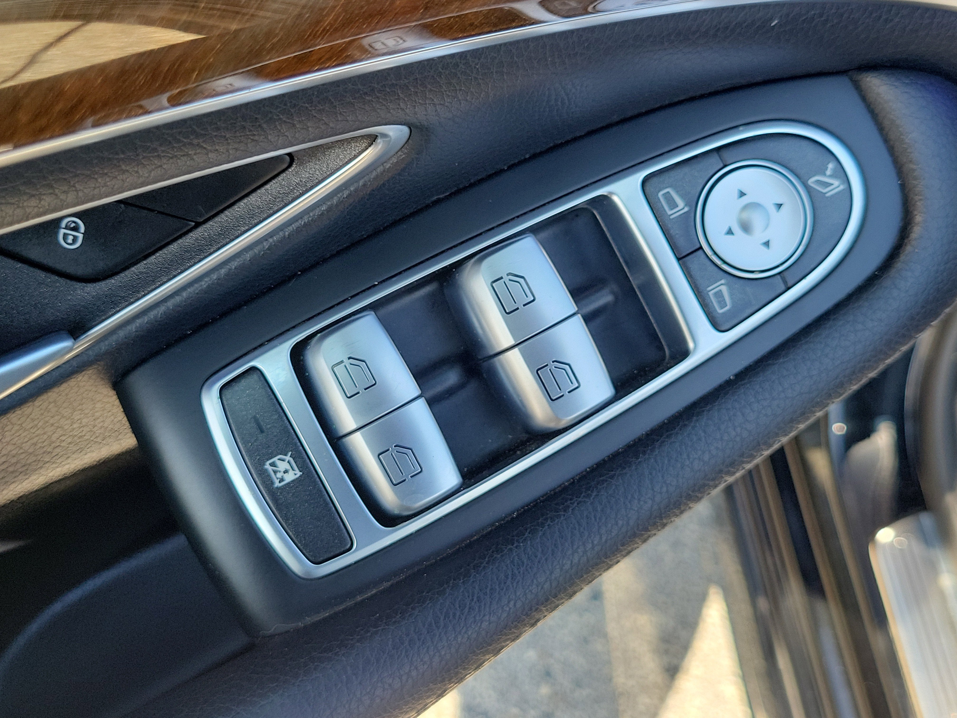 2015 Mercedes-Benz S-Class S 550