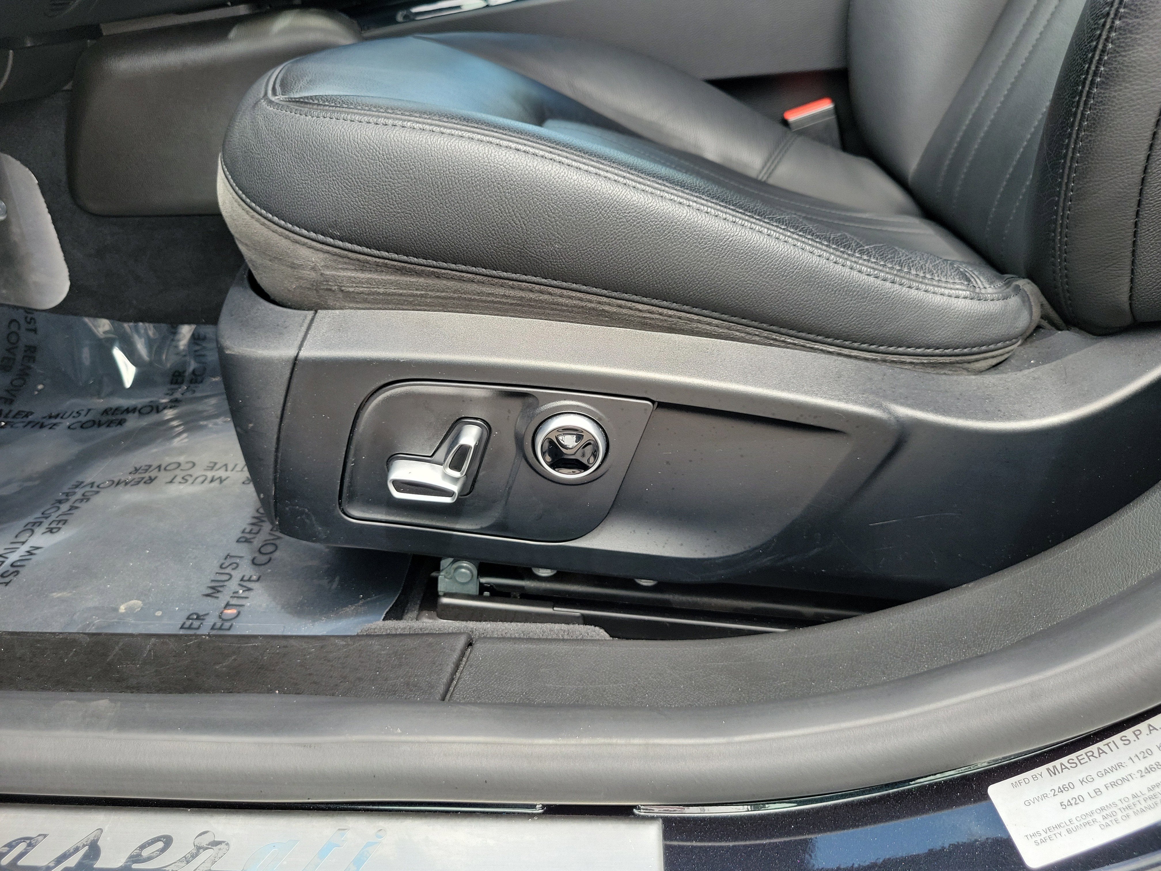 2022 Maserati Ghibli Modena