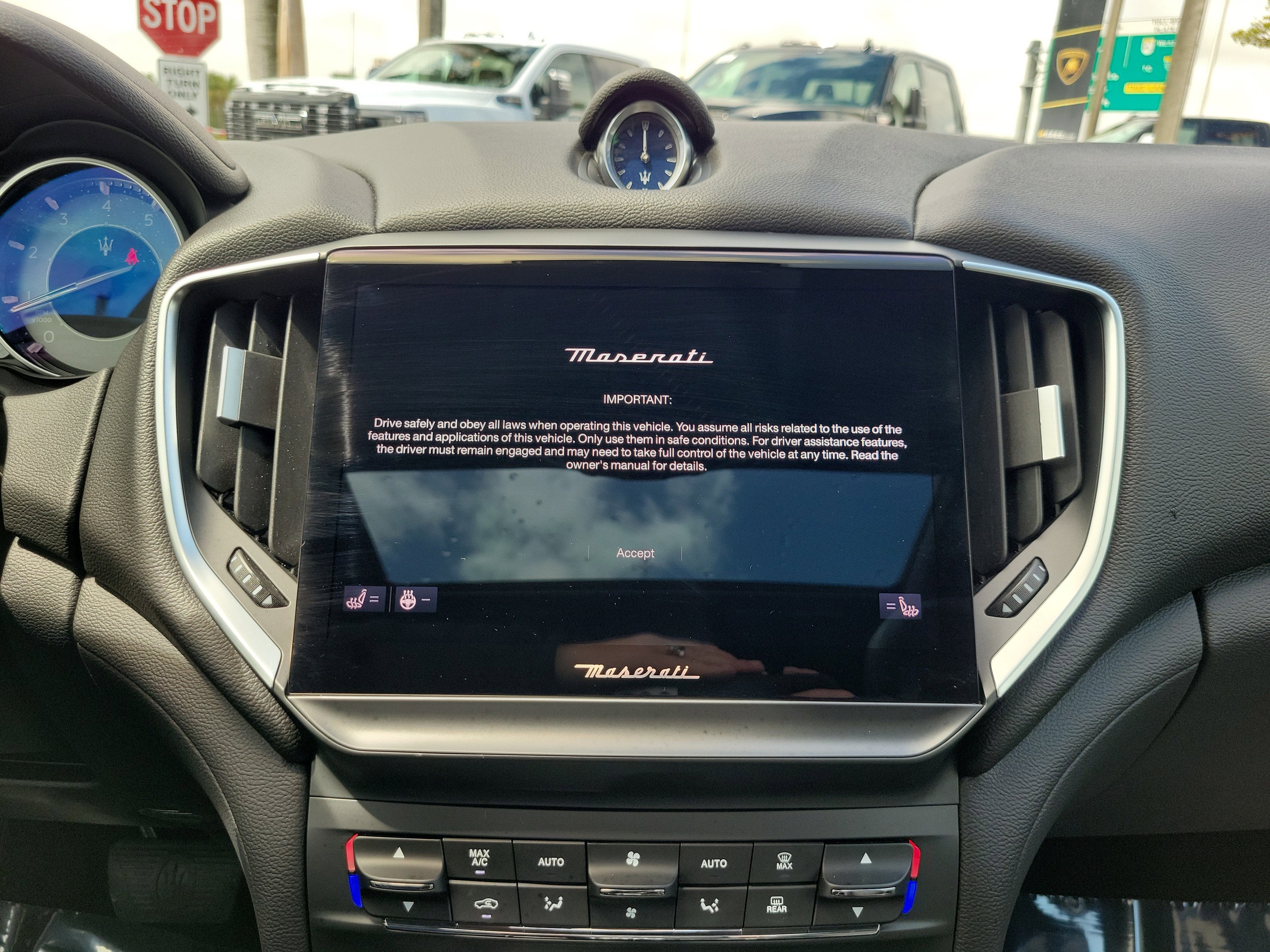 2022 Maserati Ghibli Modena