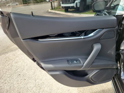 2022 Maserati Ghibli Modena