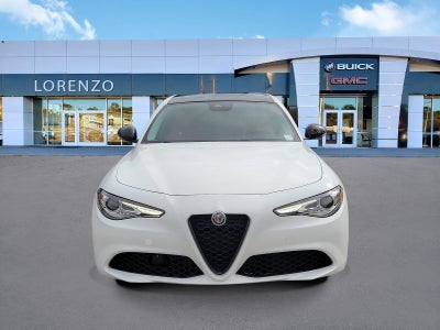 2021 Alfa Romeo Giulia BASE