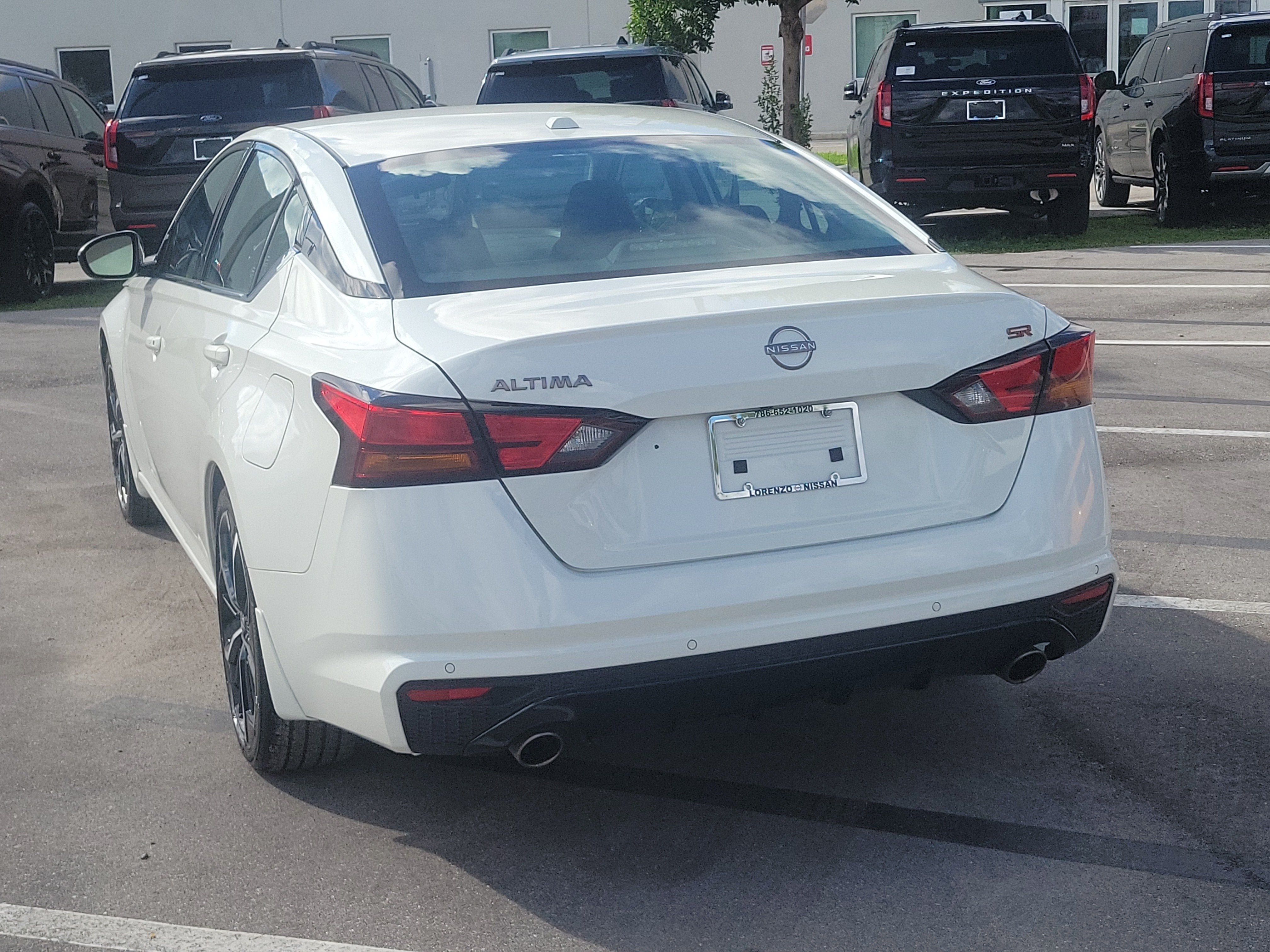 2024 Nissan Altima 2.5 SR