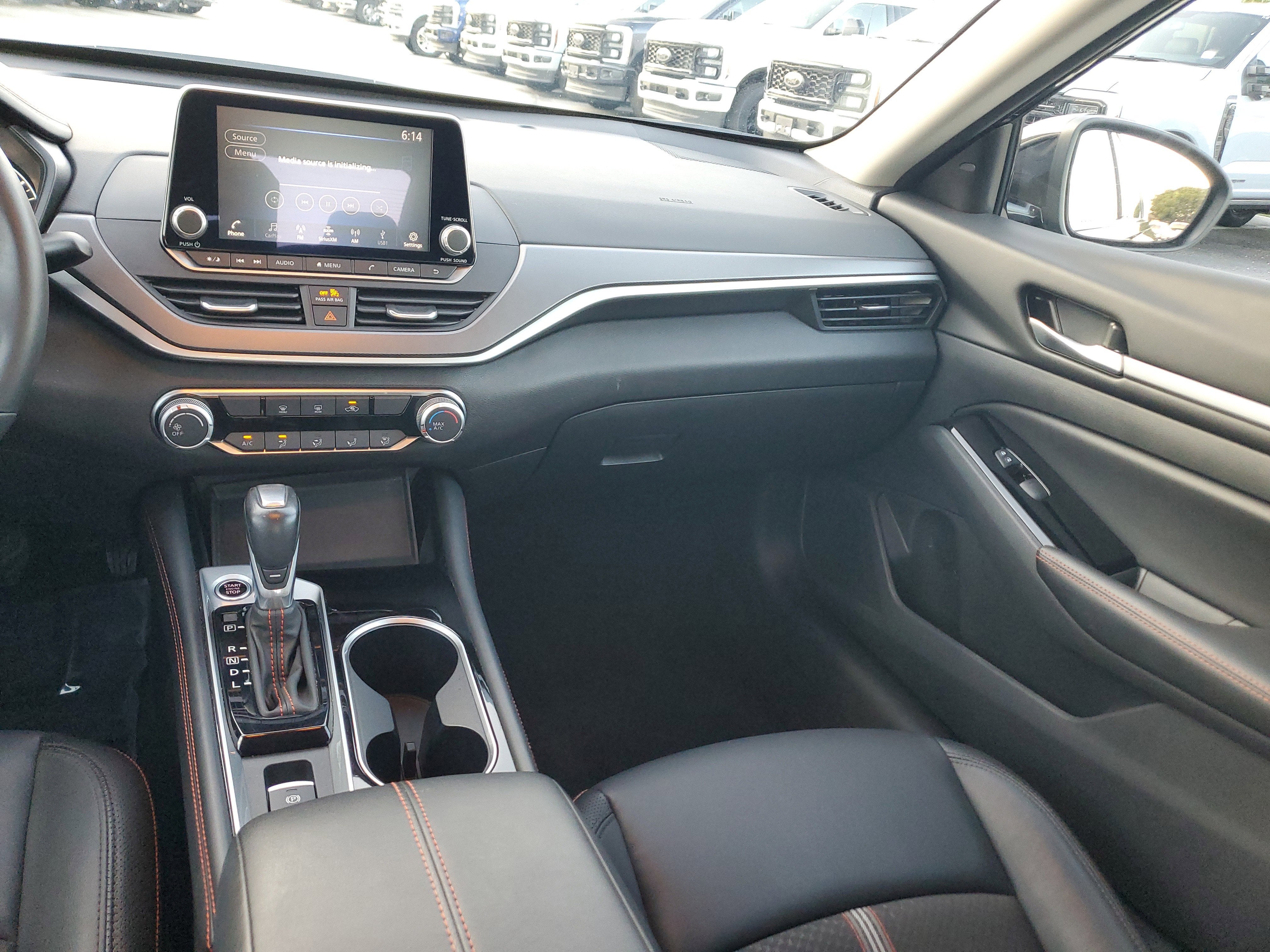 2025 Nissan Altima SR