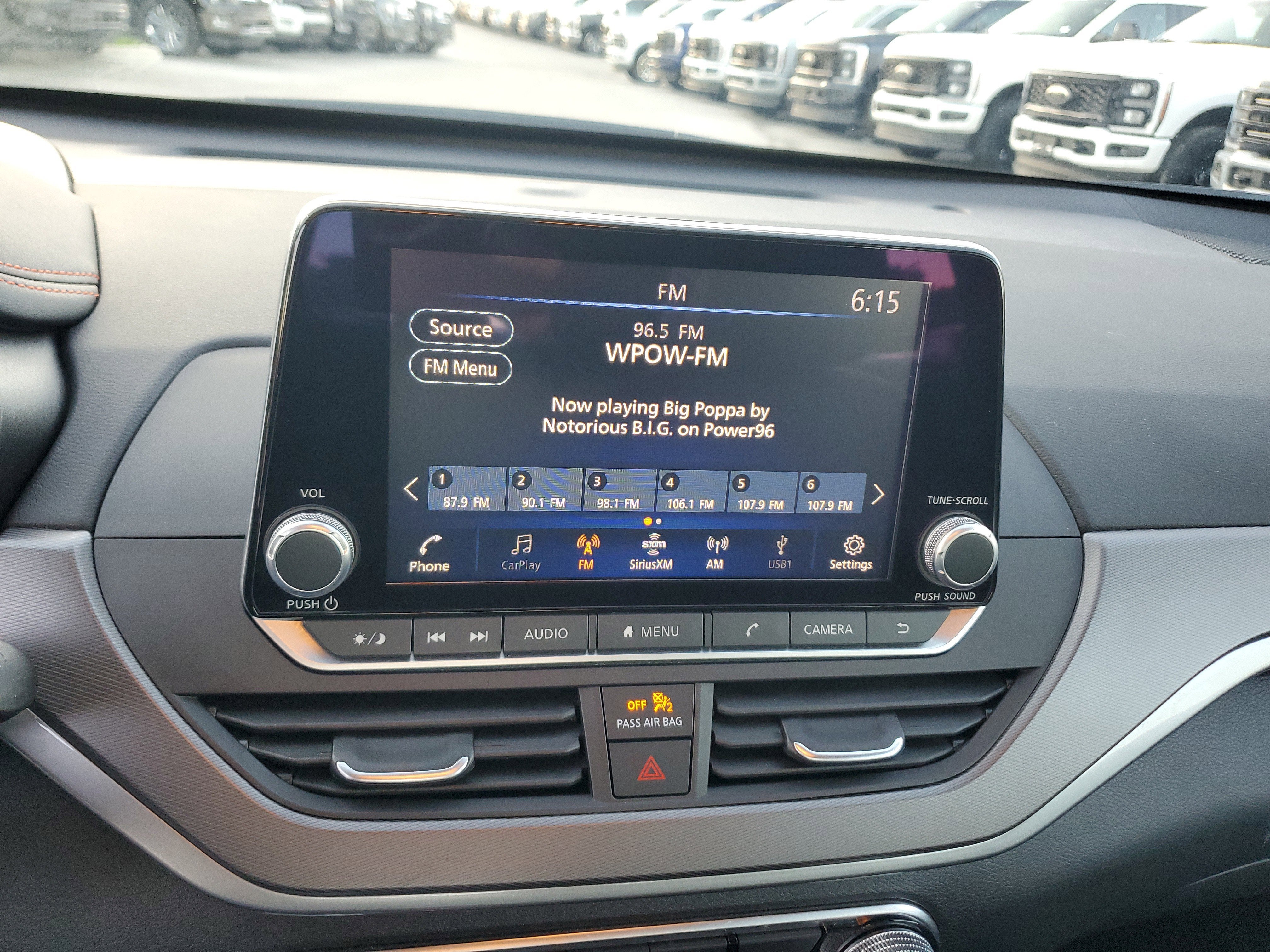 2025 Nissan Altima SR