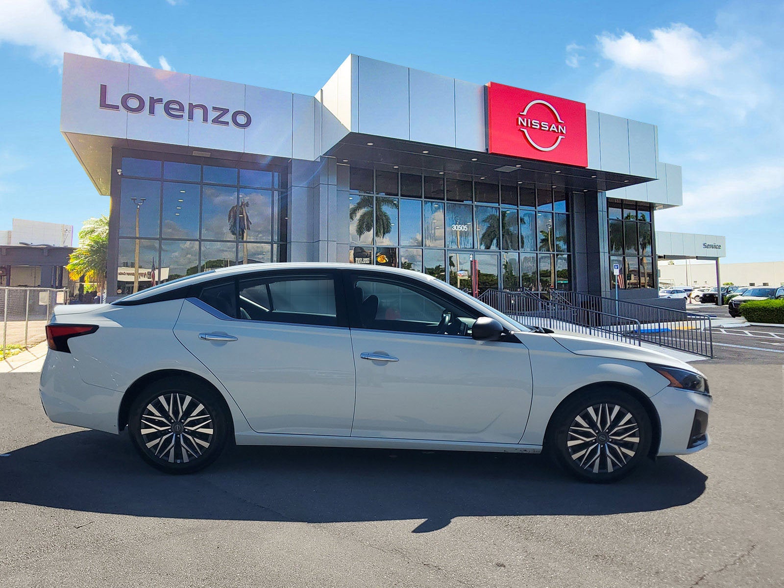 2025 Nissan Altima SV