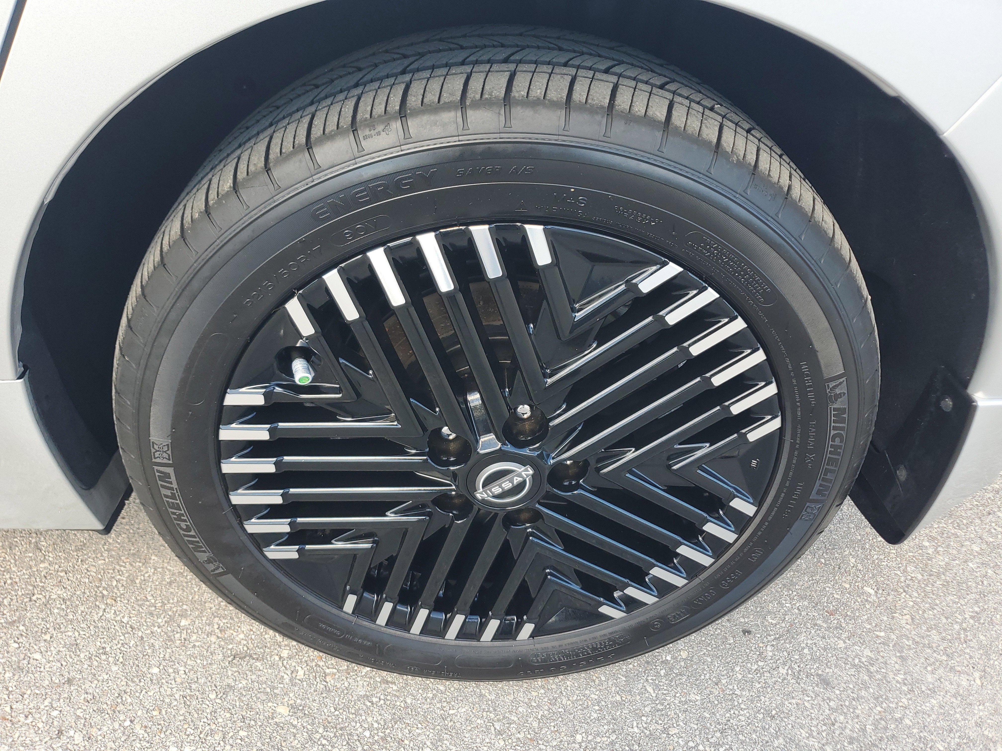 2024 Nissan LEAF SV PLUS