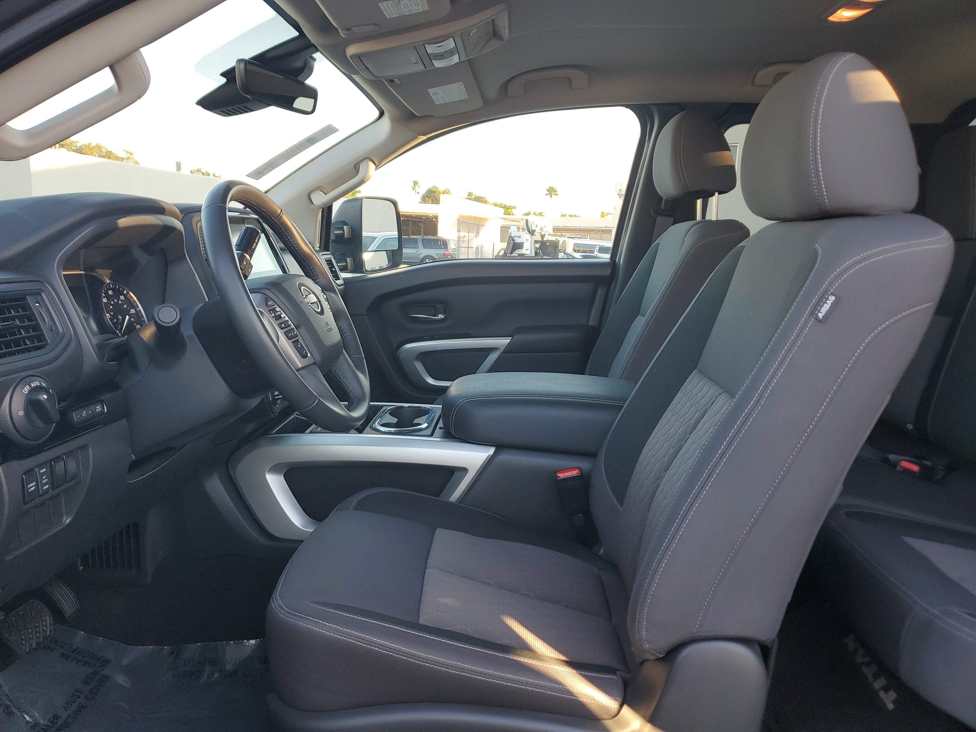 2024 Nissan TITAN King Cab® SV