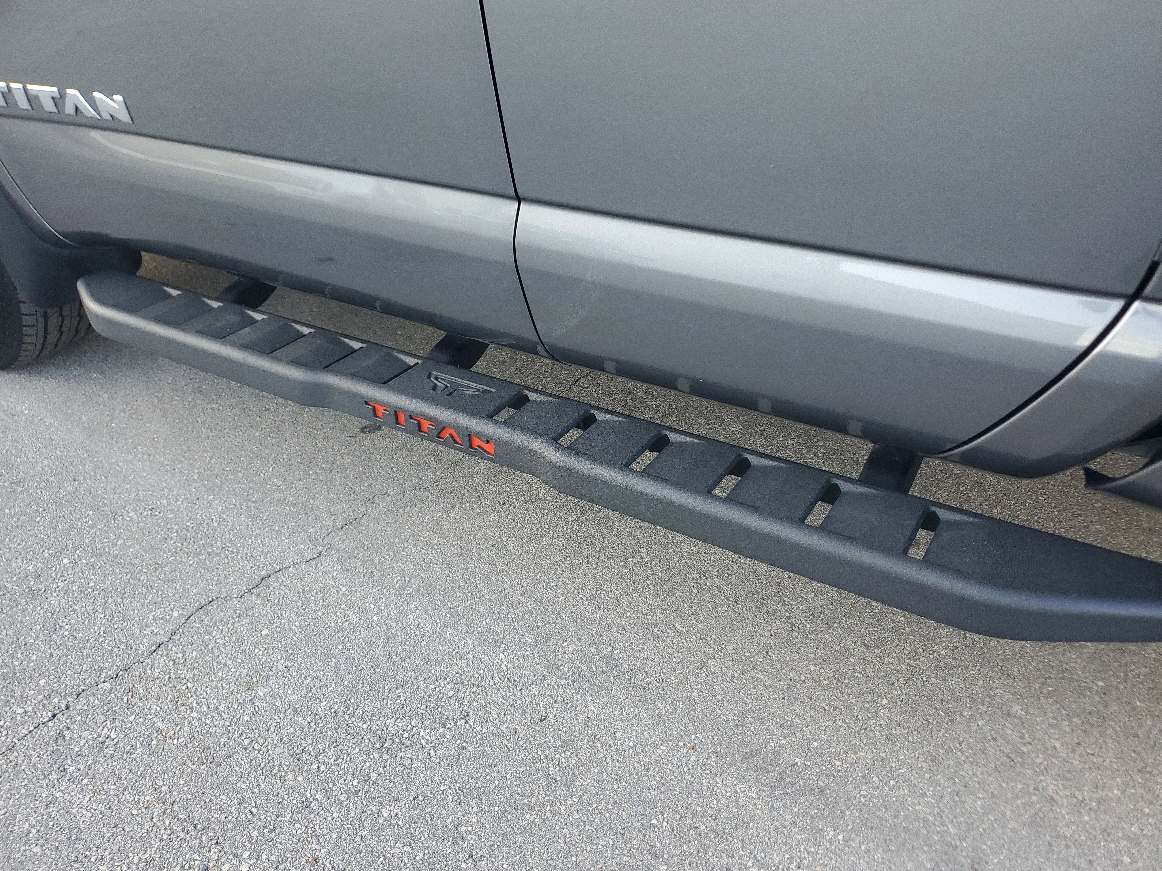 2024 Nissan TITAN King Cab® SV