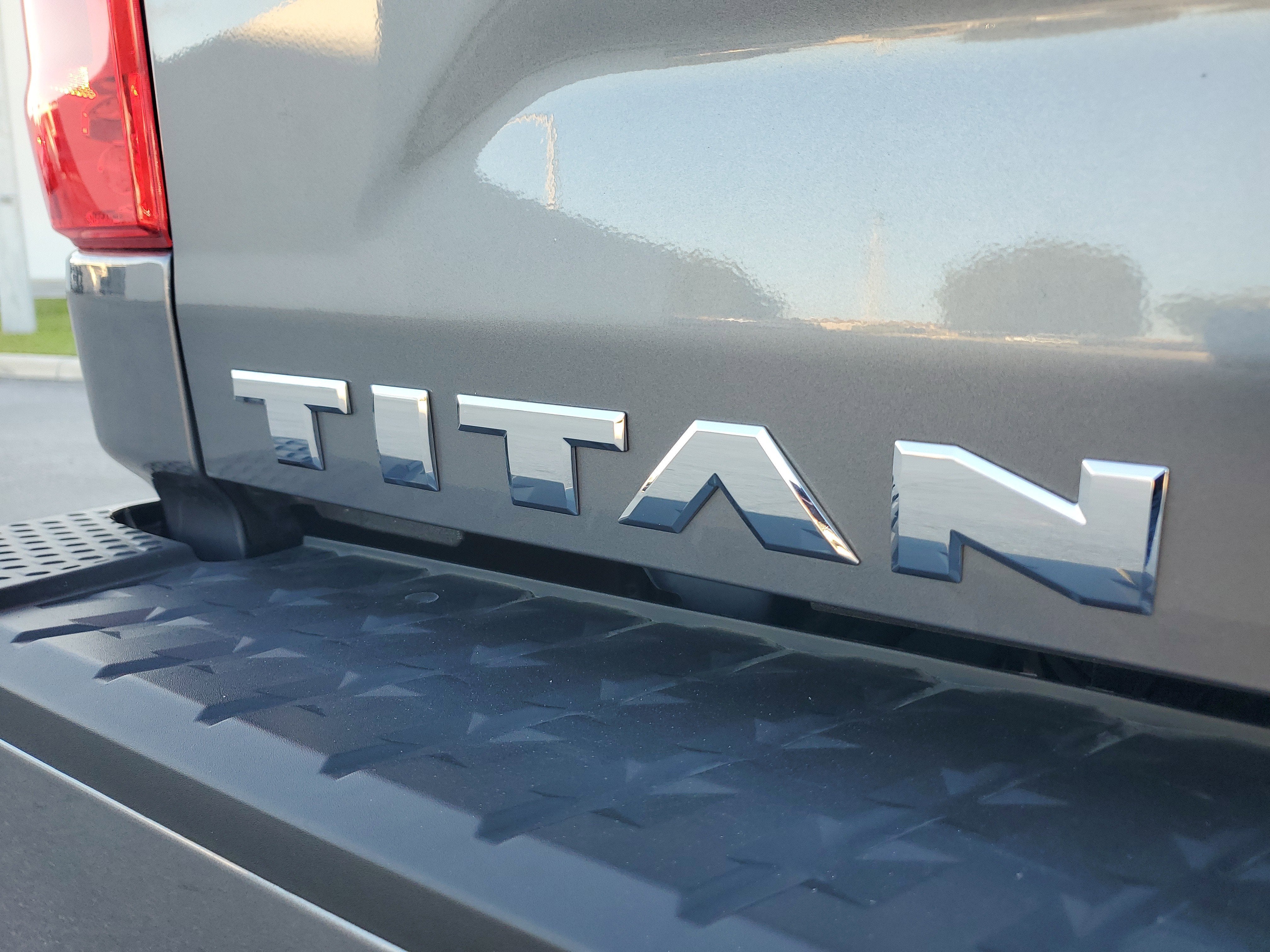 2024 Nissan TITAN King Cab® SV