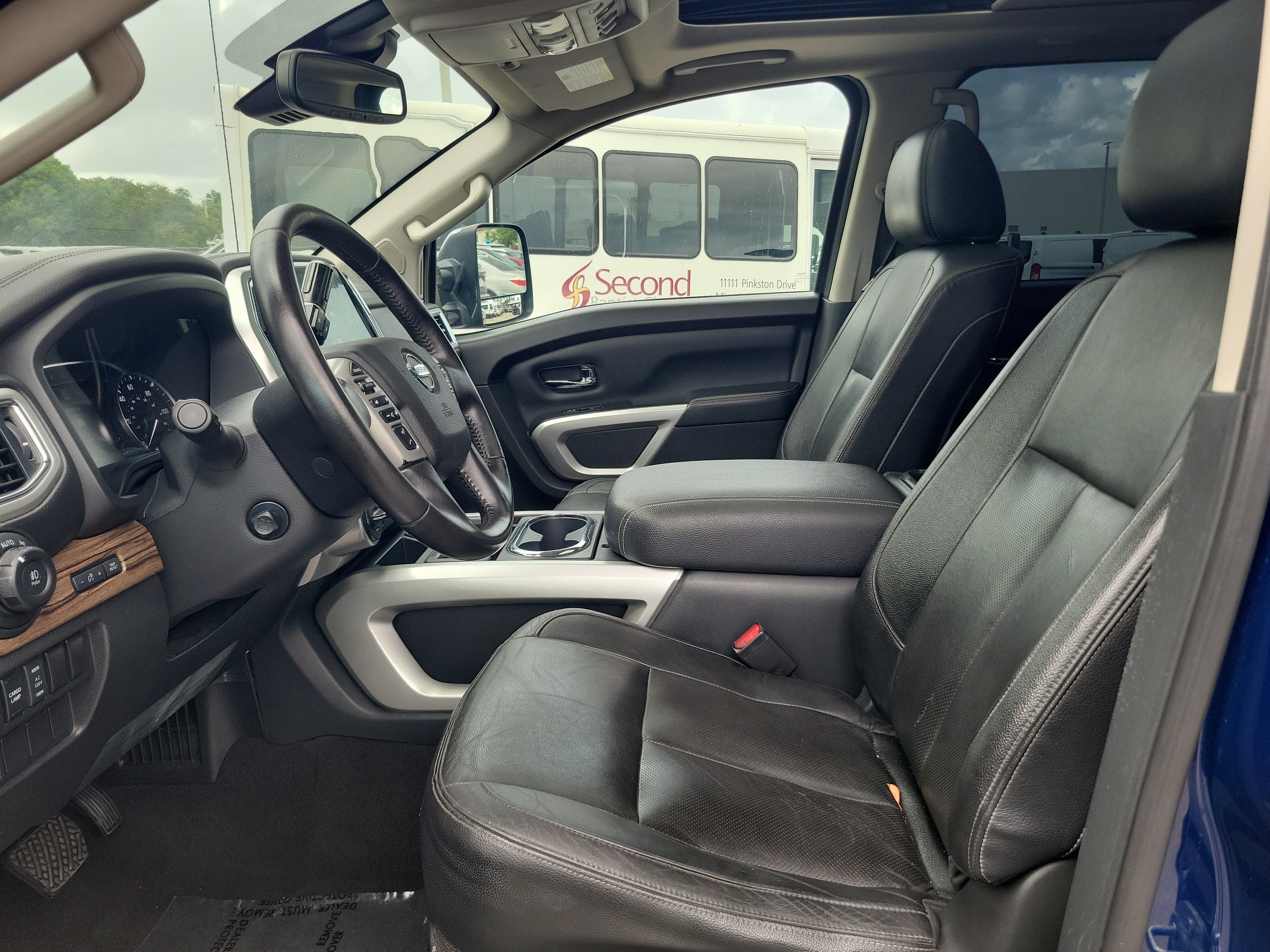 2020 Nissan Titan SL 4WD